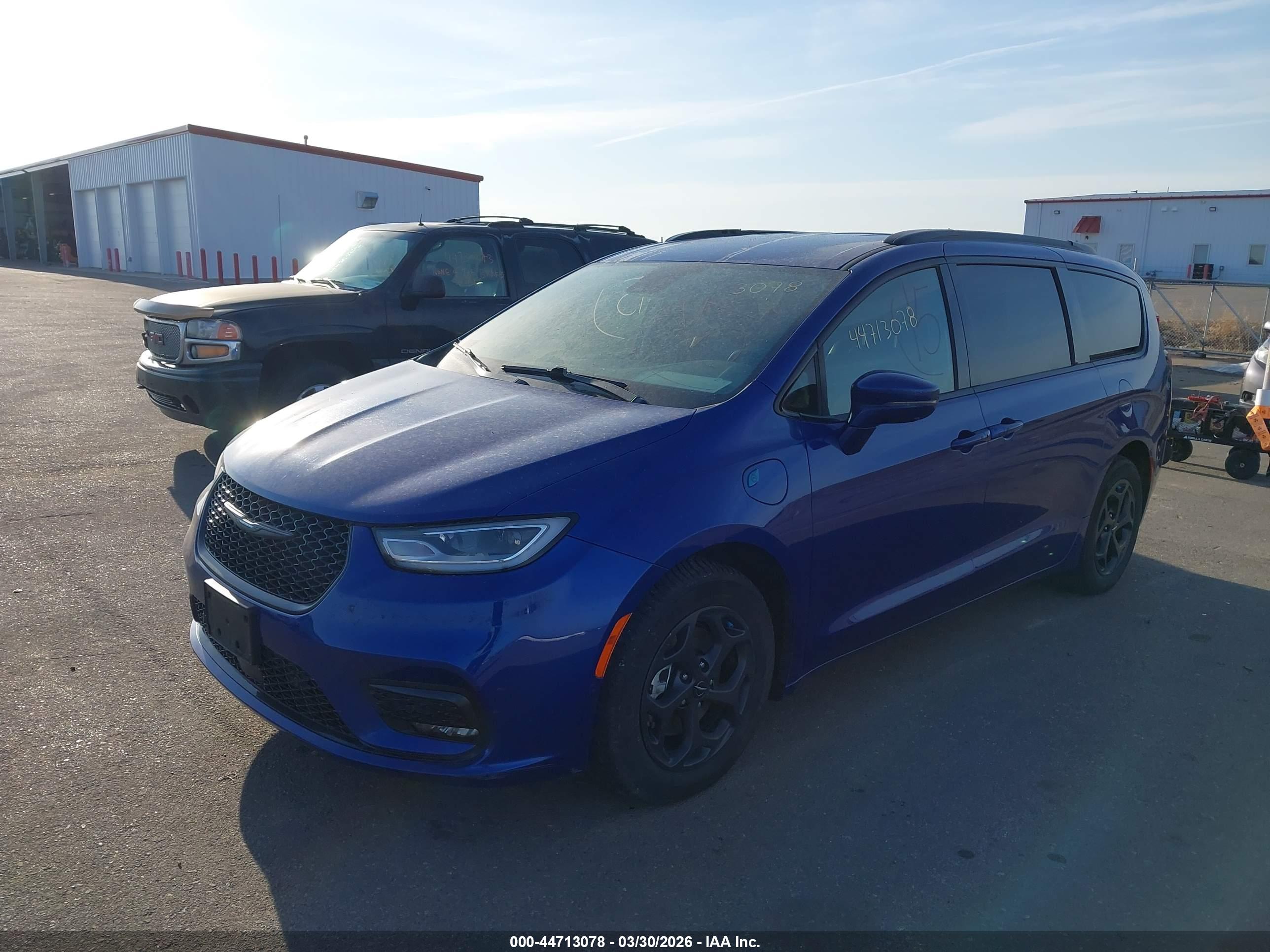 CHRYSLER PACIFICA image 2