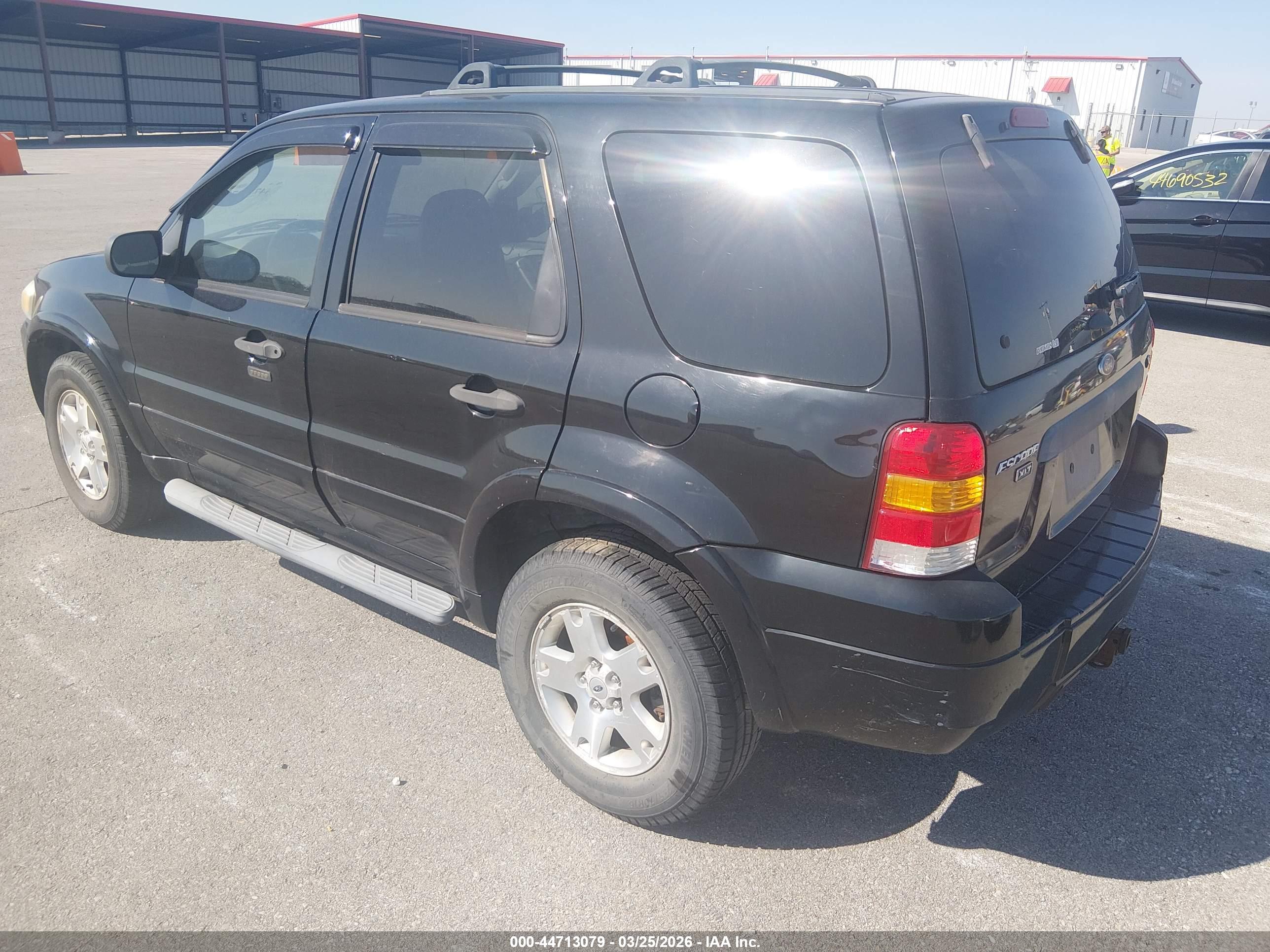 FORD ESCAPE image 3