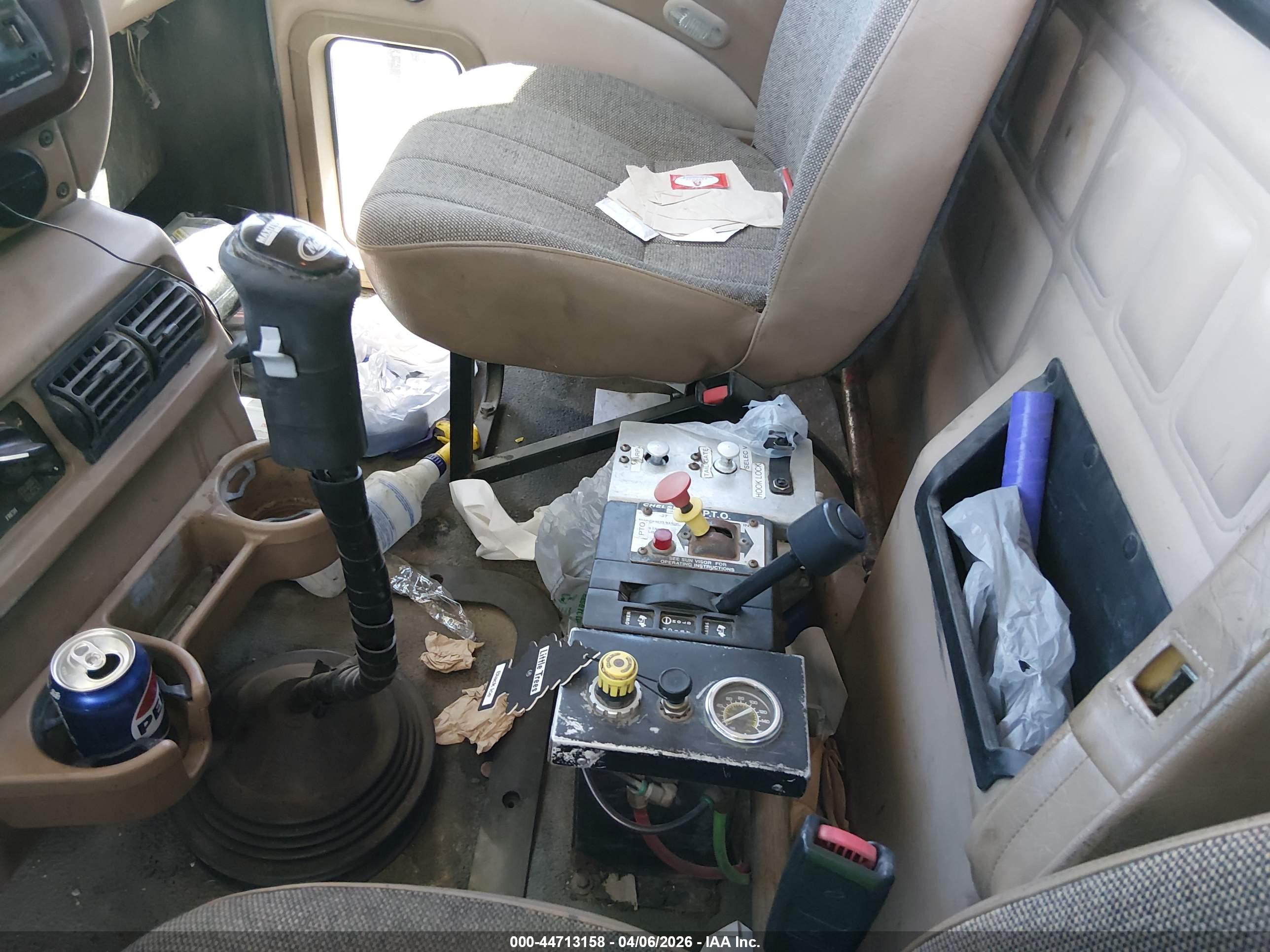 MACK 700 image 7