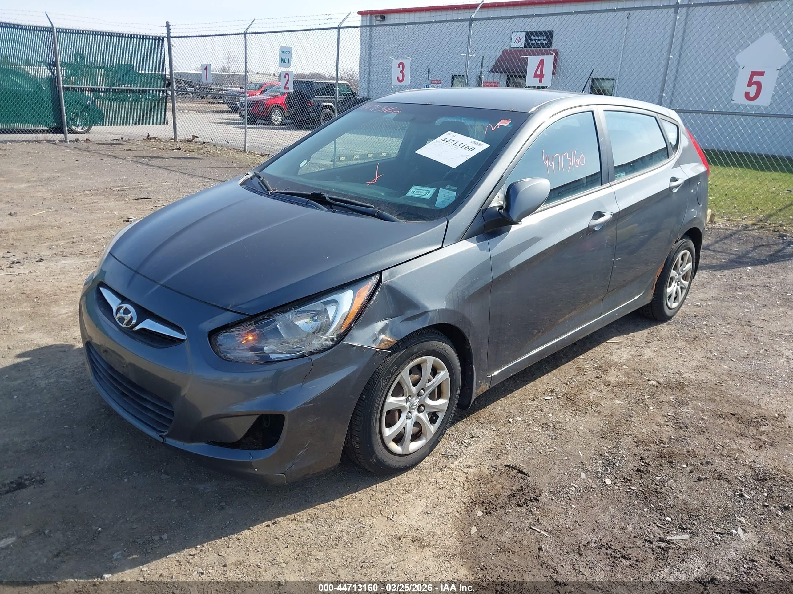 HYUNDAI ACCENT image 2