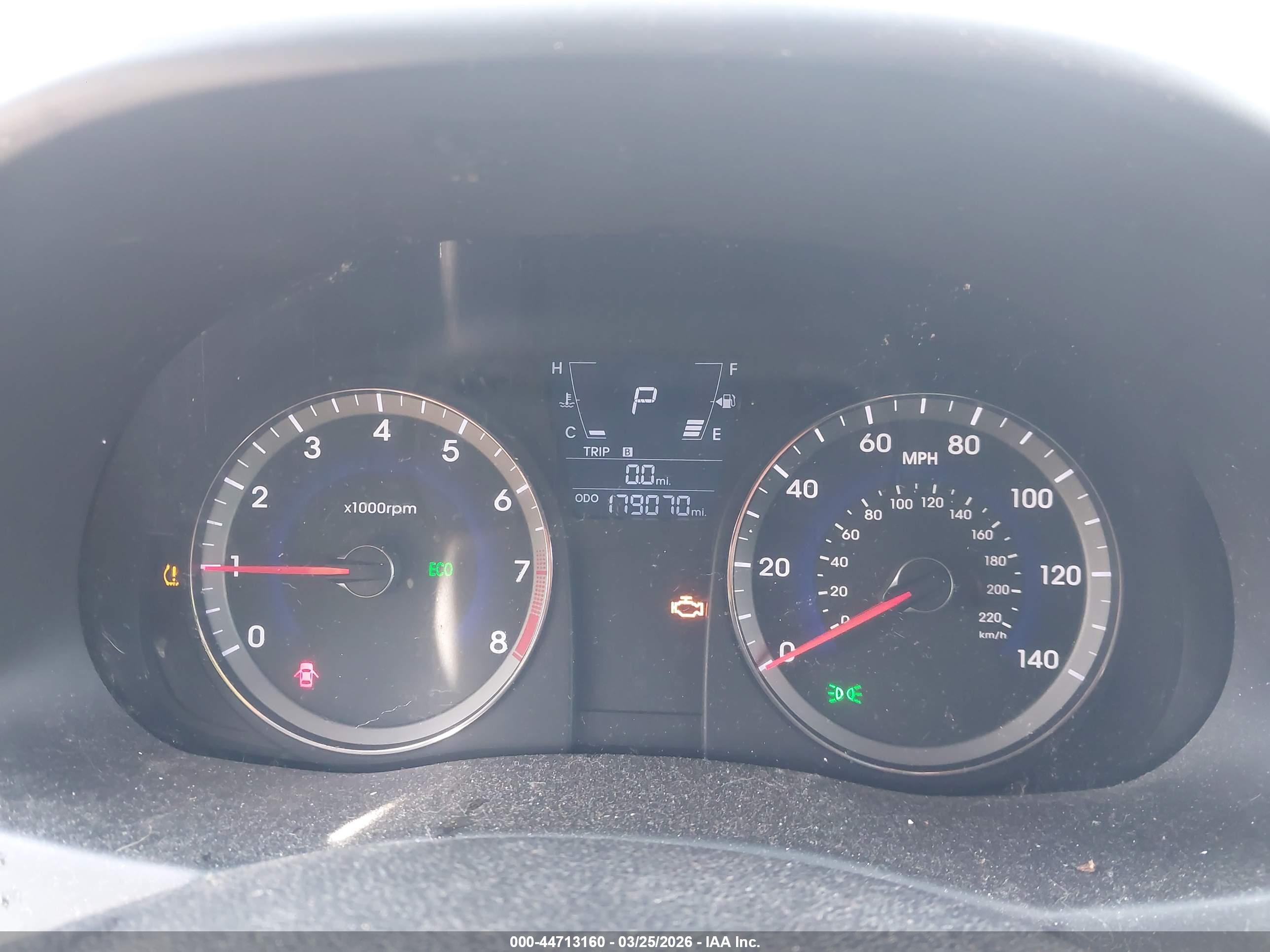 HYUNDAI ACCENT image 7