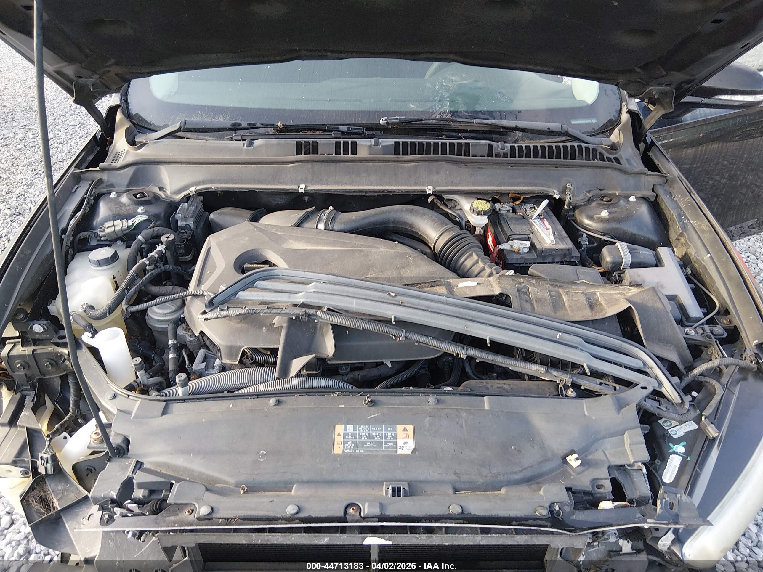 FORD FUSION image 10