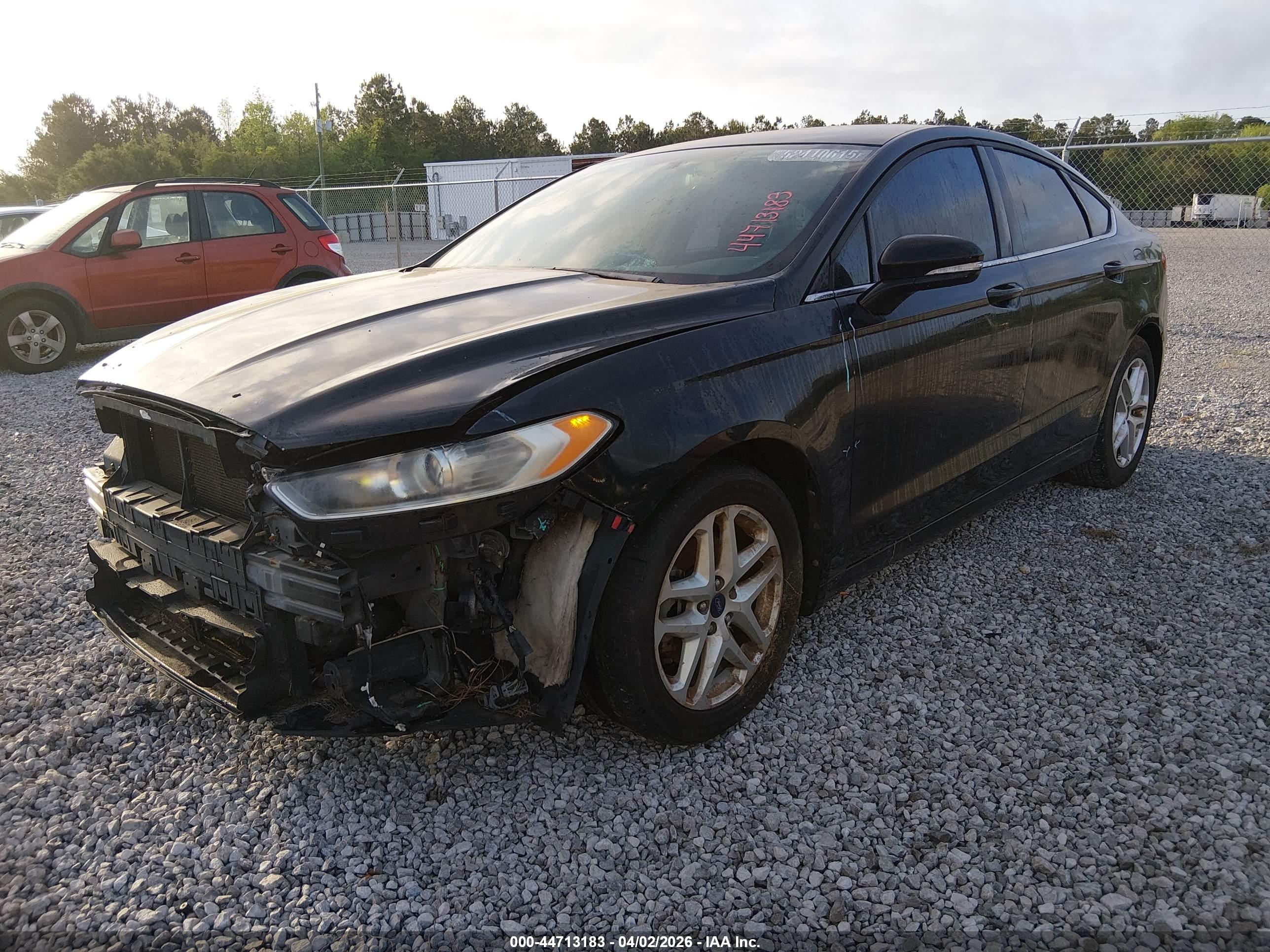 FORD FUSION image 2