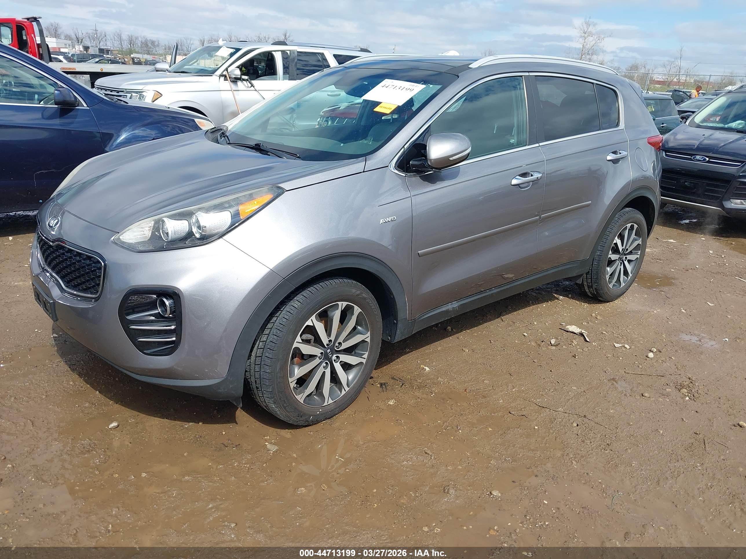 KIA SPORTAGE image 2