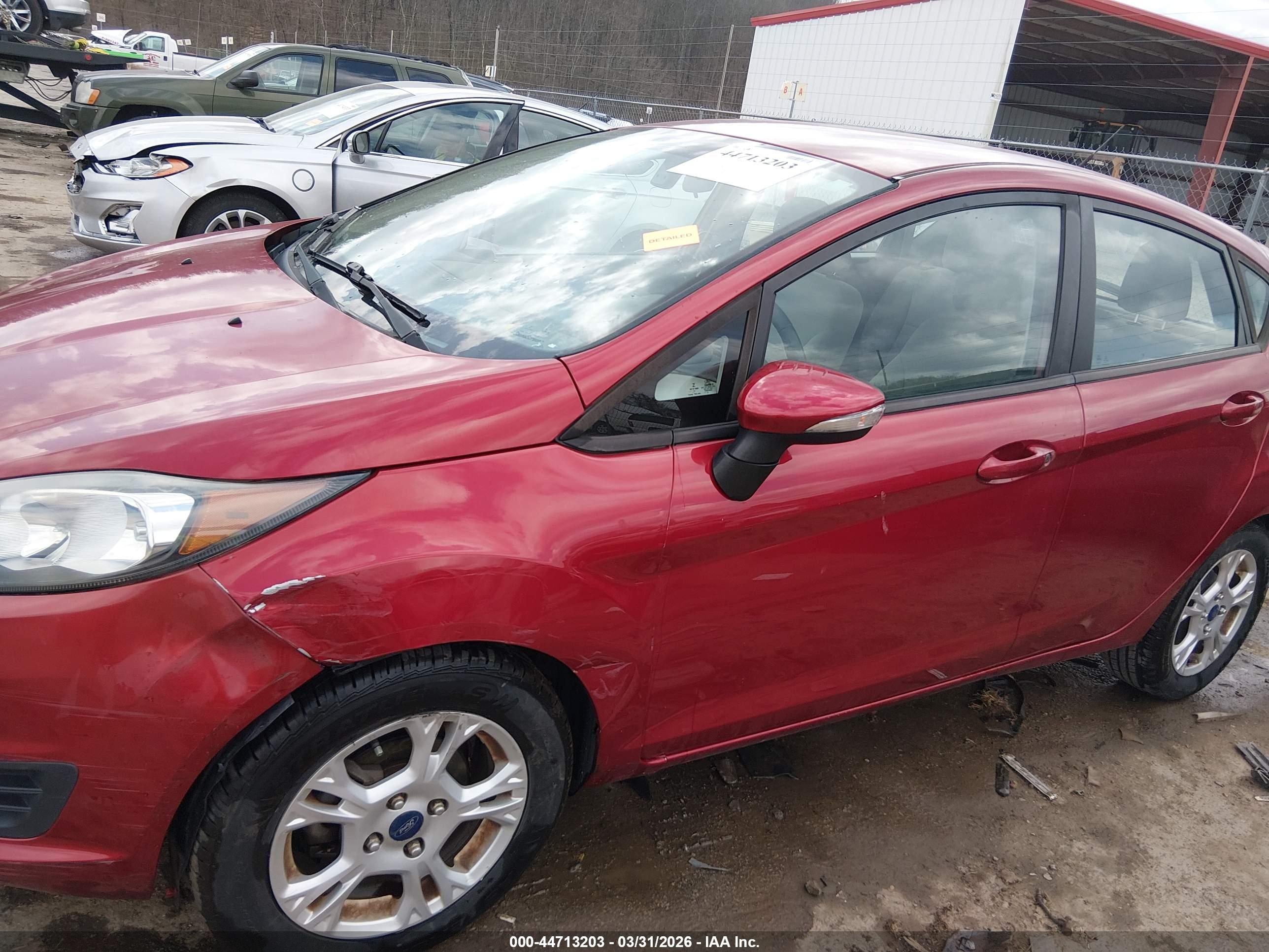 FORD FIESTA image 6
