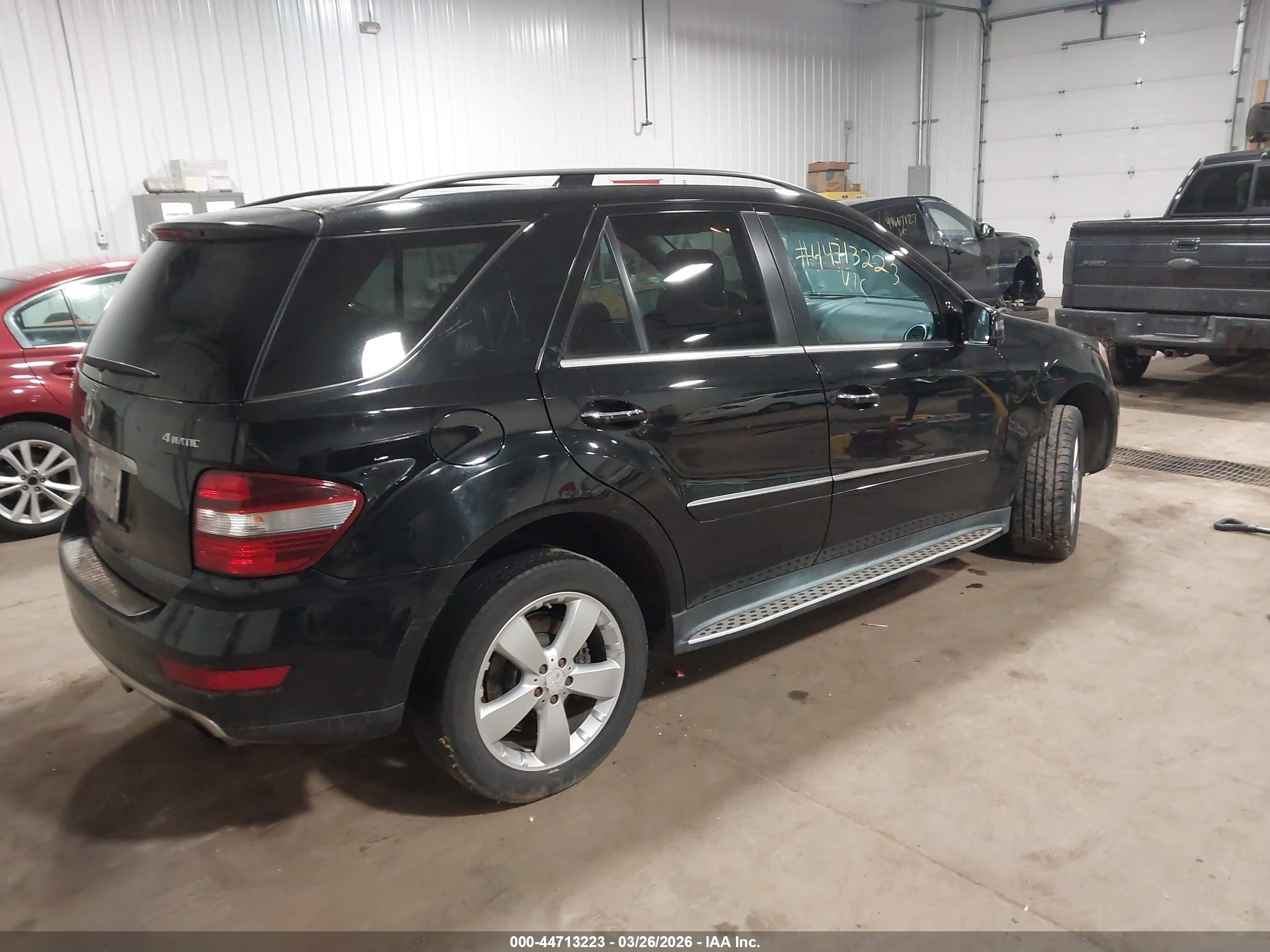 MERCEDES-BENZ ML image 4