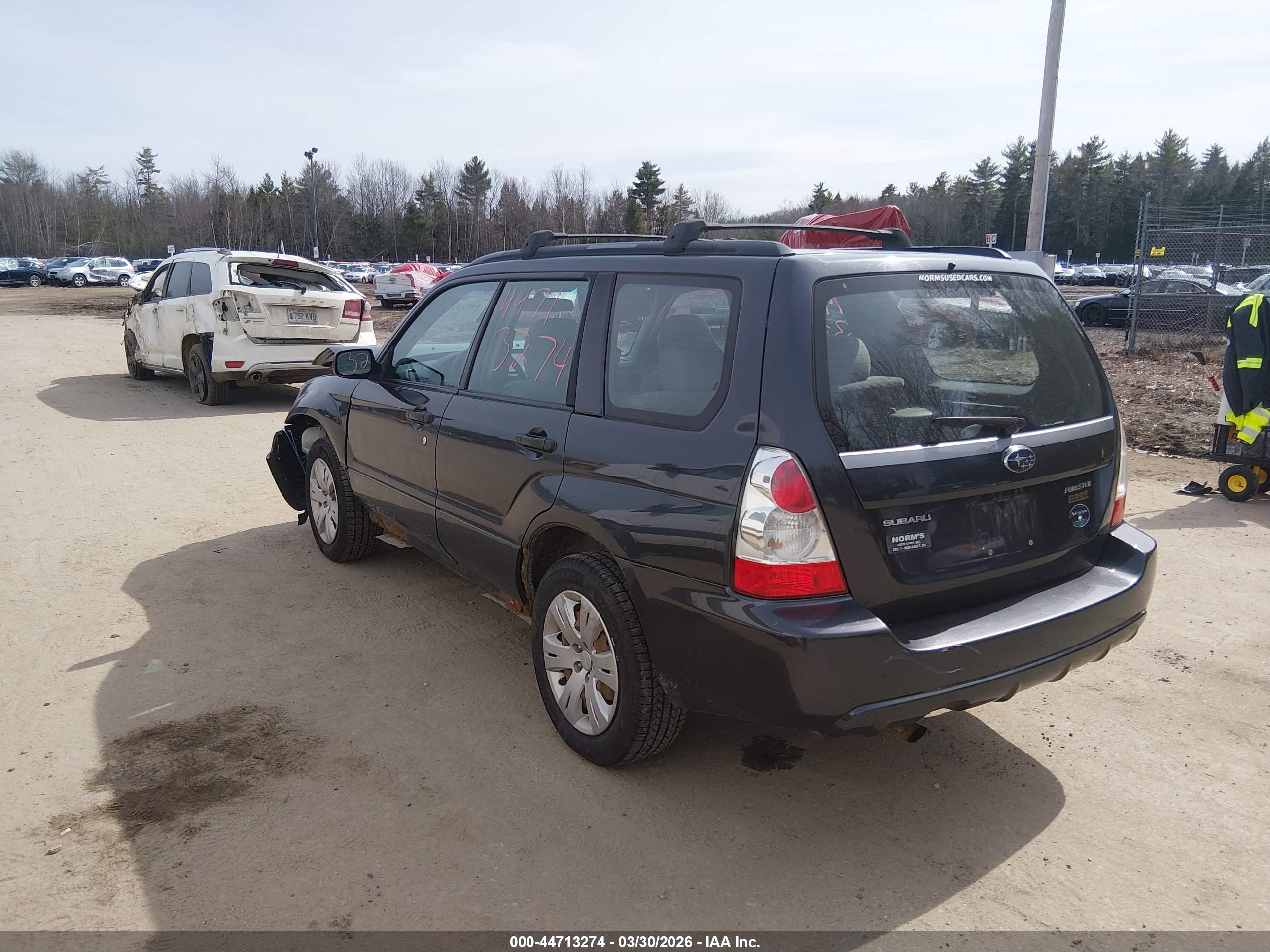 SUBARU FORESTER image 3