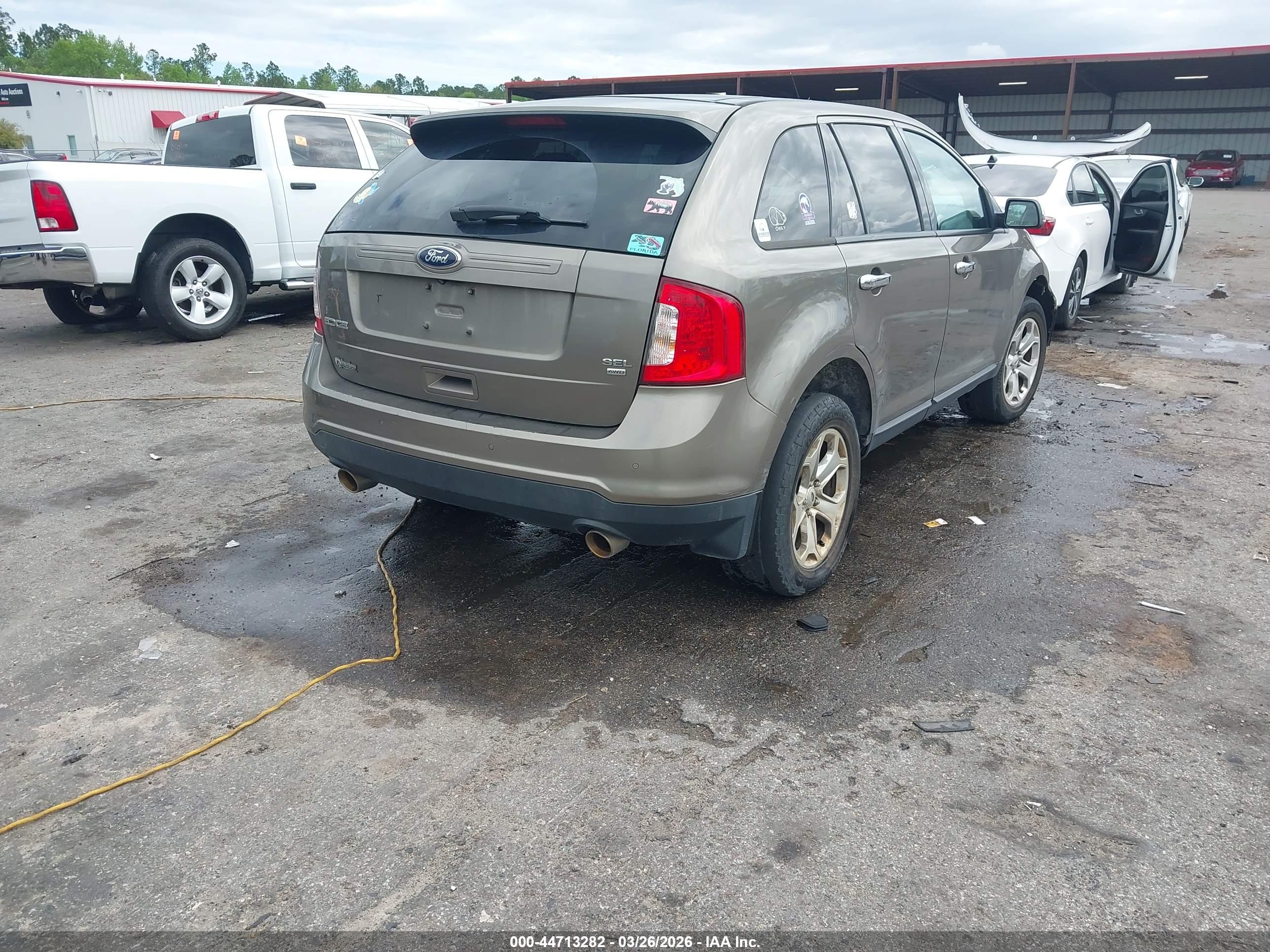 FORD EDGE image 4