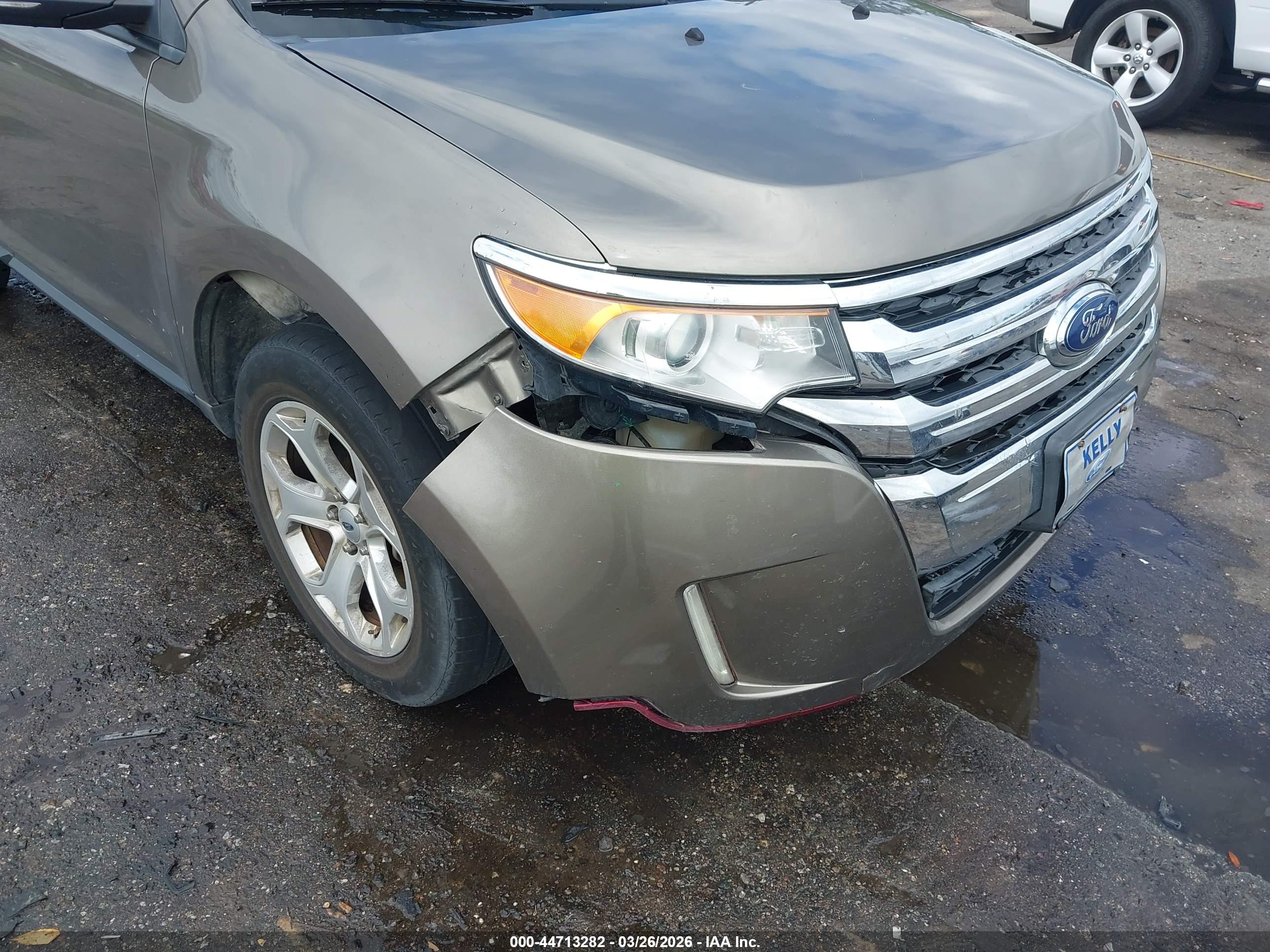 FORD EDGE image 6