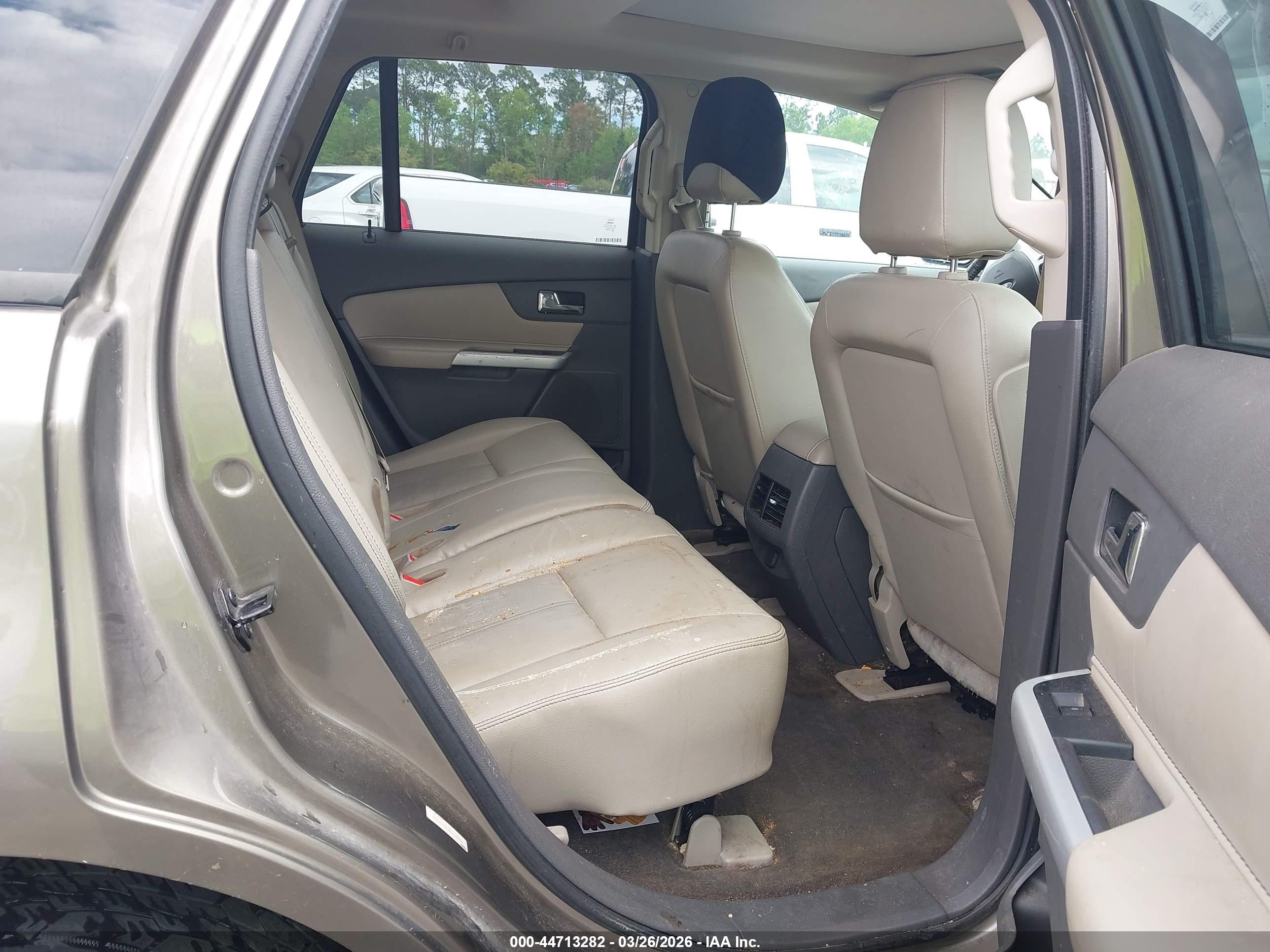 FORD EDGE image 8