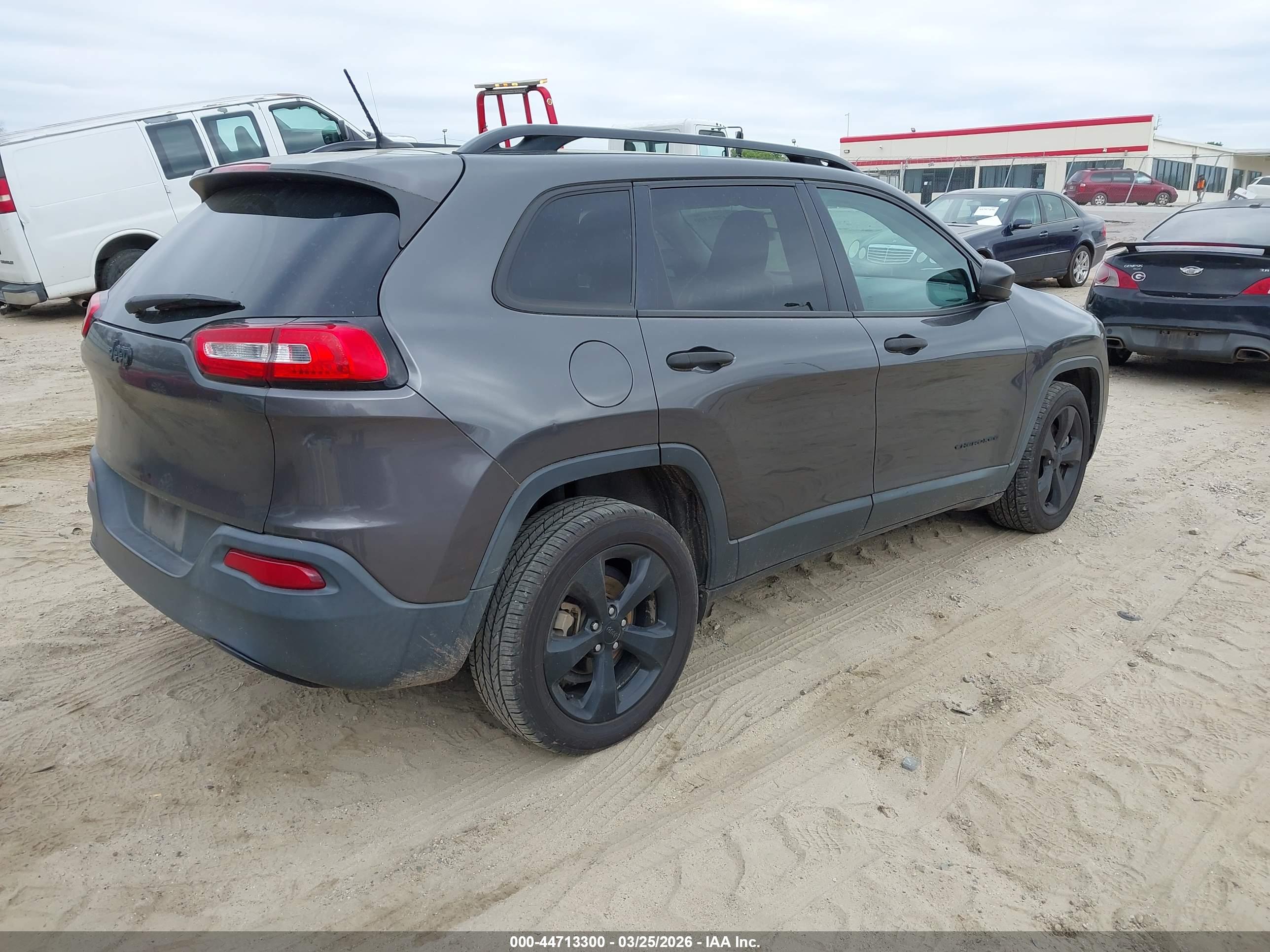JEEP CHEROKEE image 4