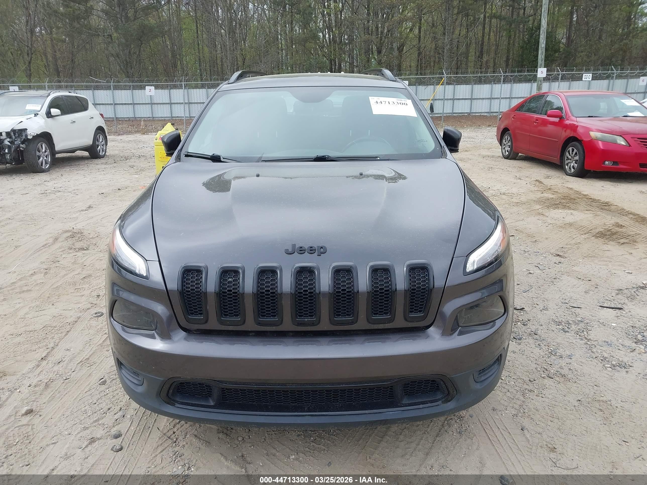 JEEP CHEROKEE image 6