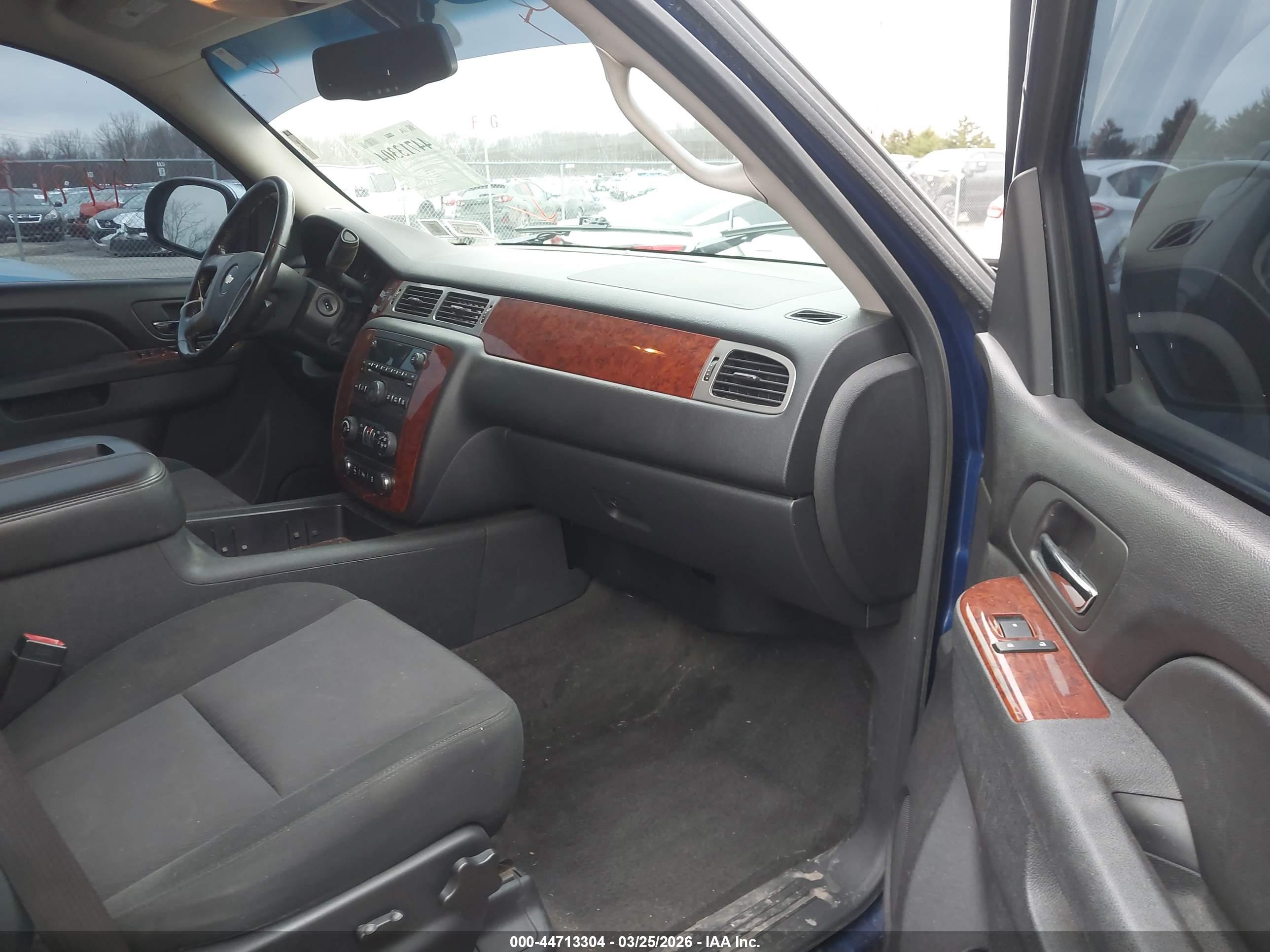 CHEVROLET AVALANCHE image 5