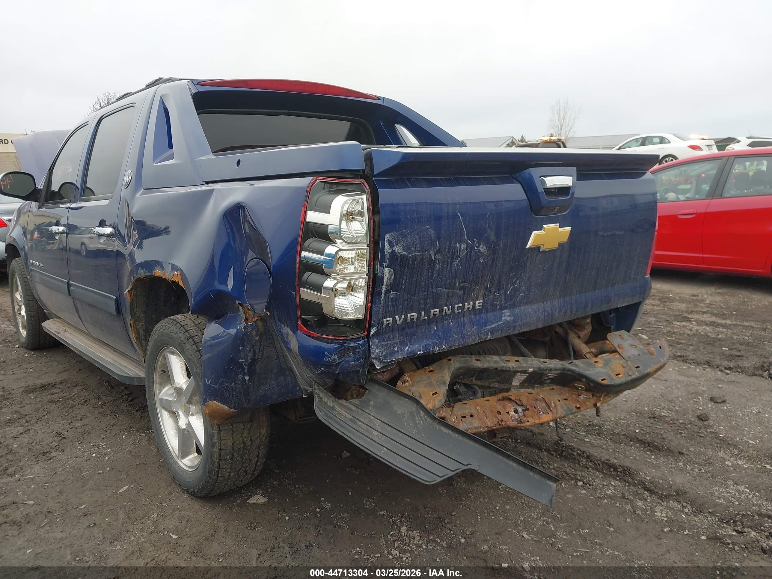 CHEVROLET AVALANCHE image 6