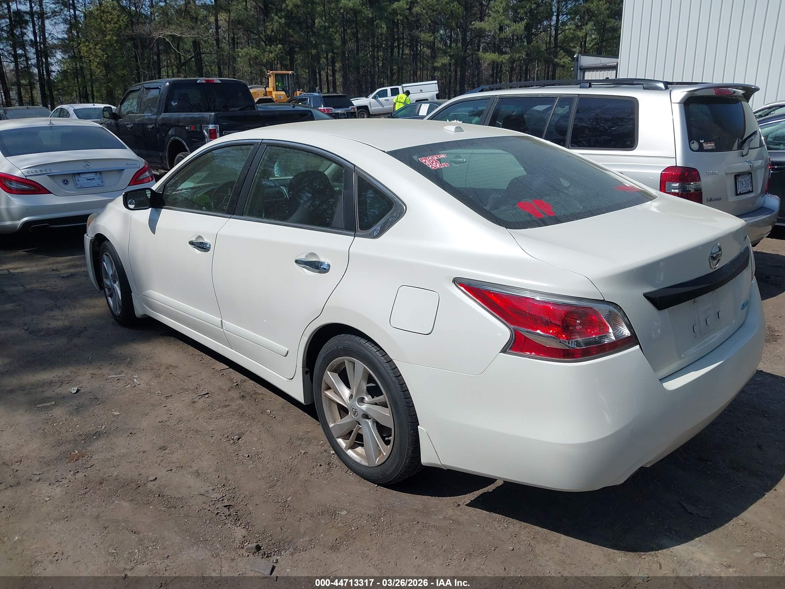 NISSAN ALTIMA image 3