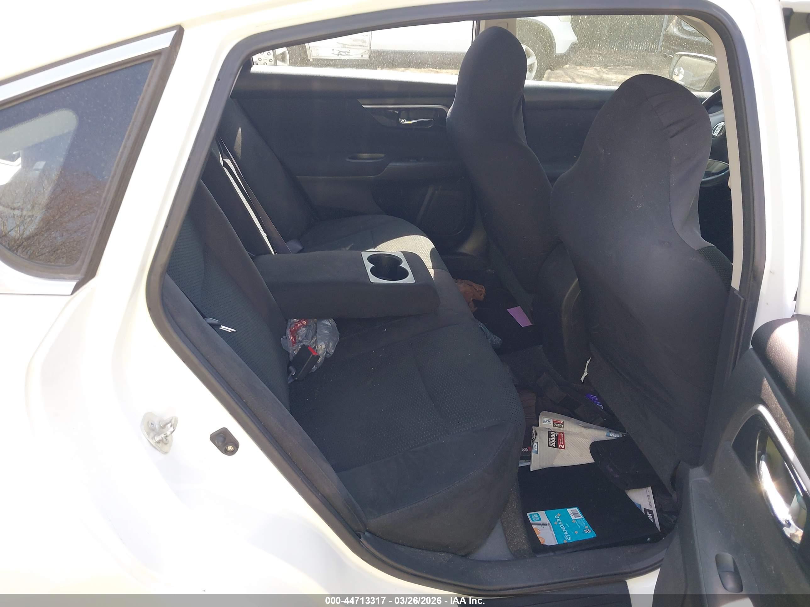 NISSAN ALTIMA image 8