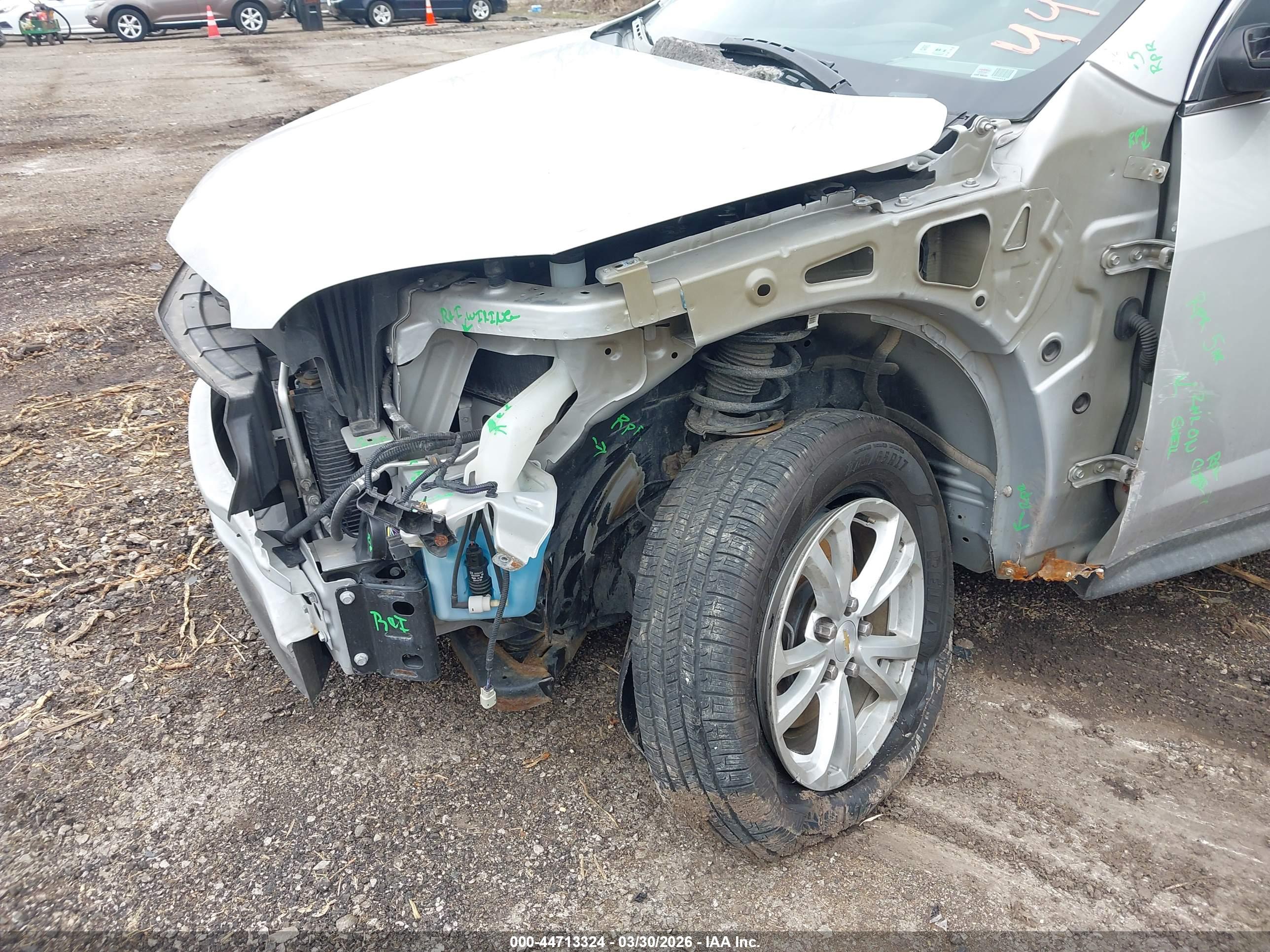 CHEVROLET EQUINOX image 6