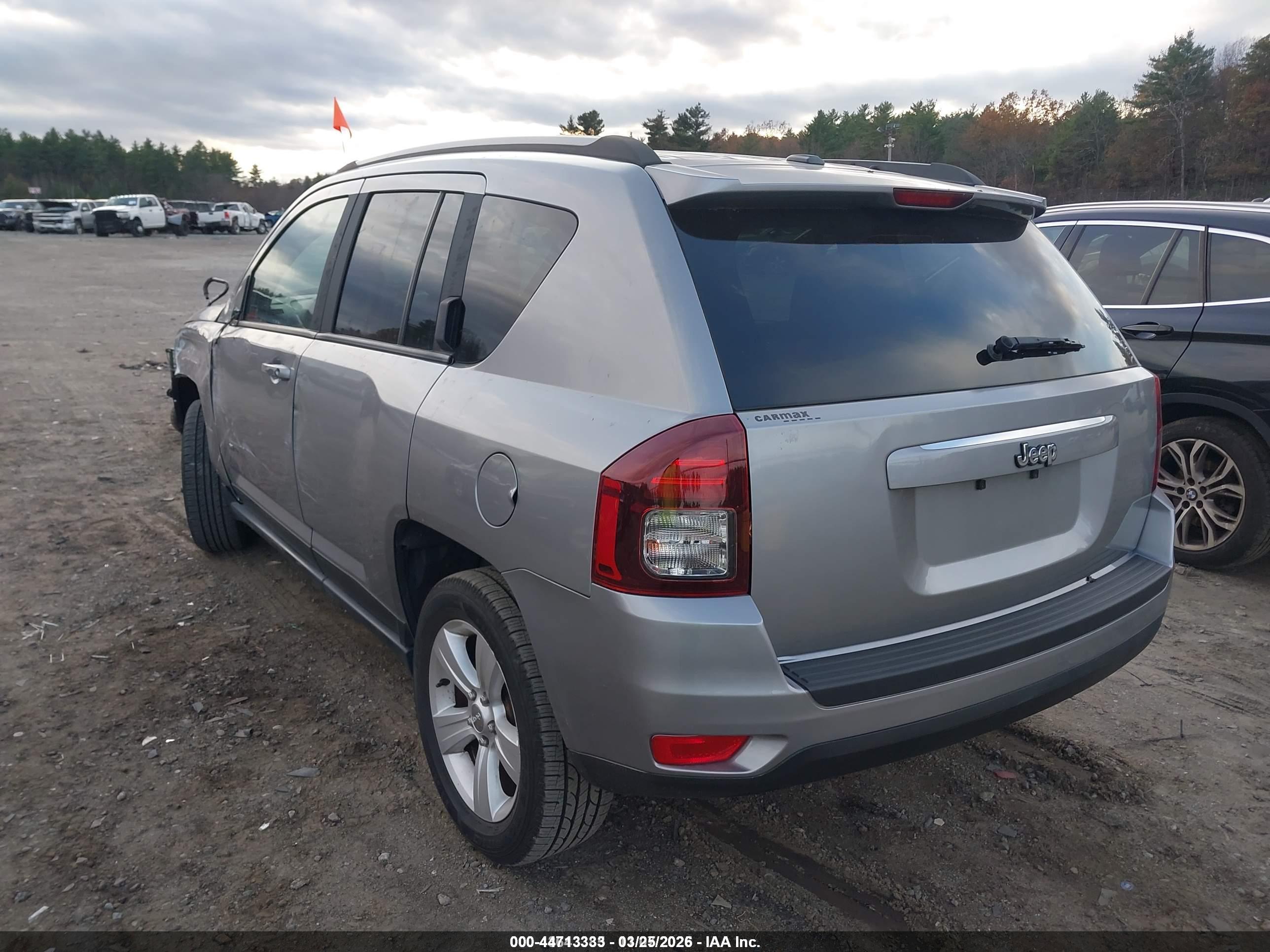 JEEP COMPASS image 3