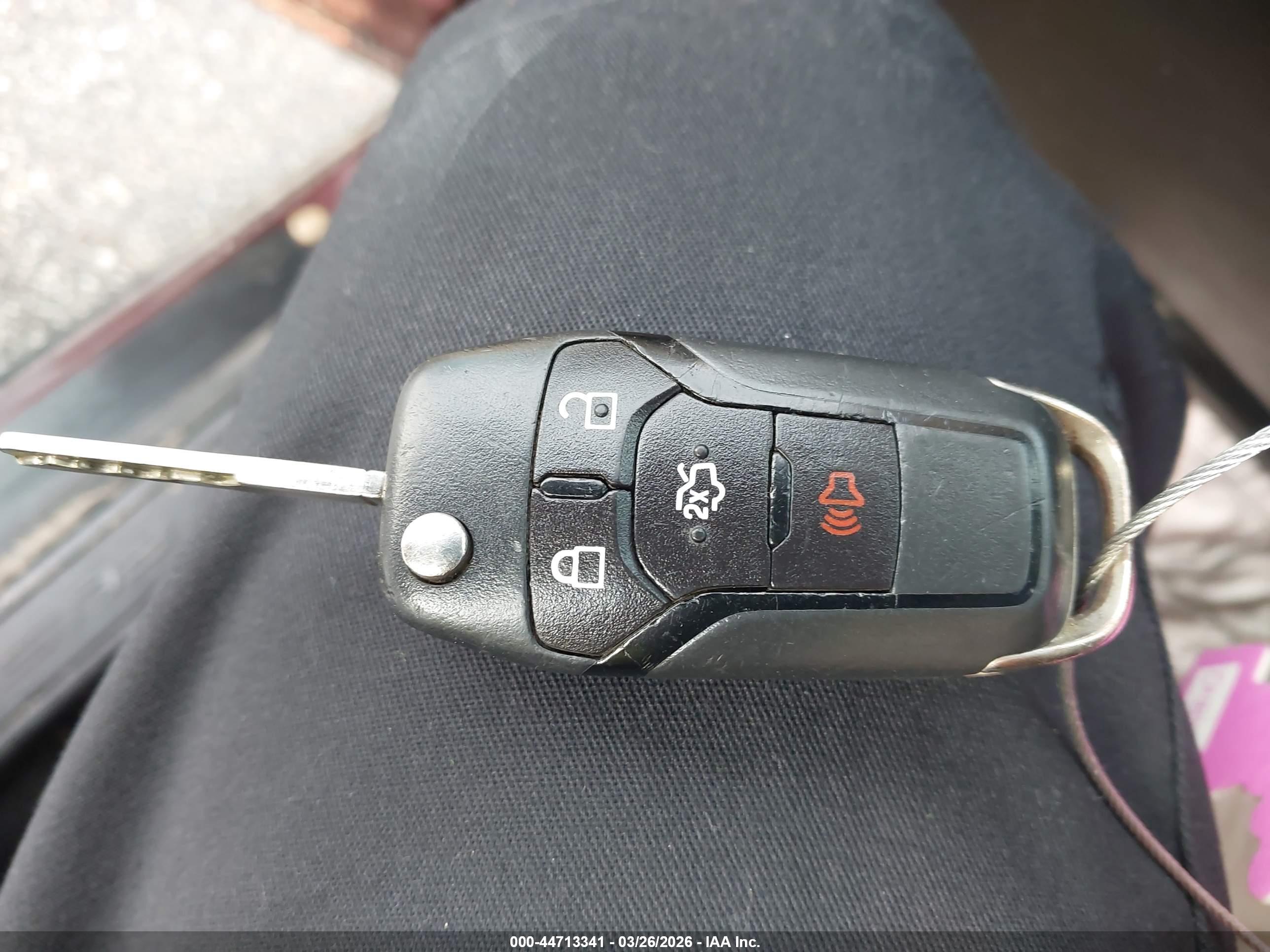 FORD FUSION image 11