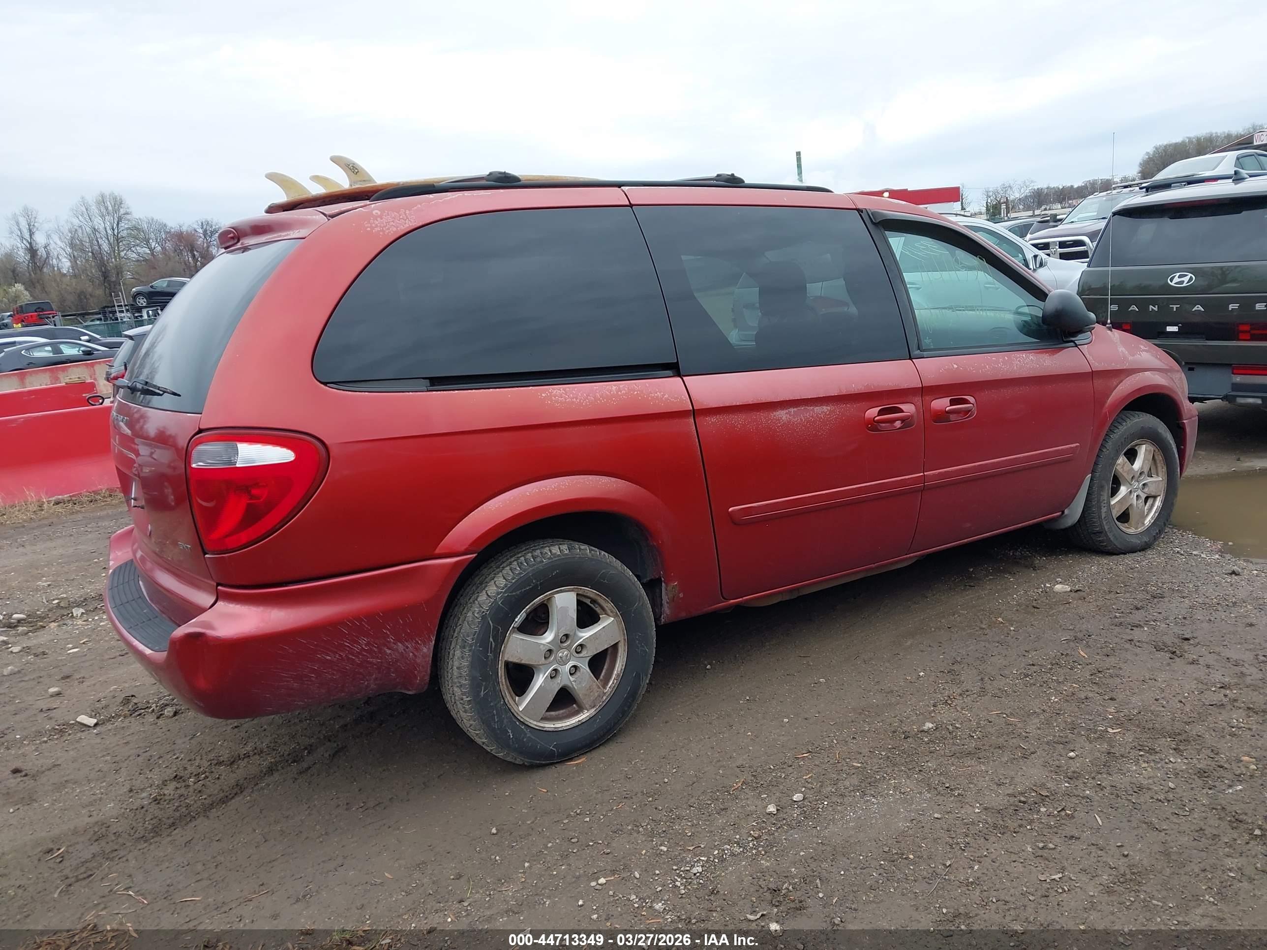 DODGE GRAND image 4