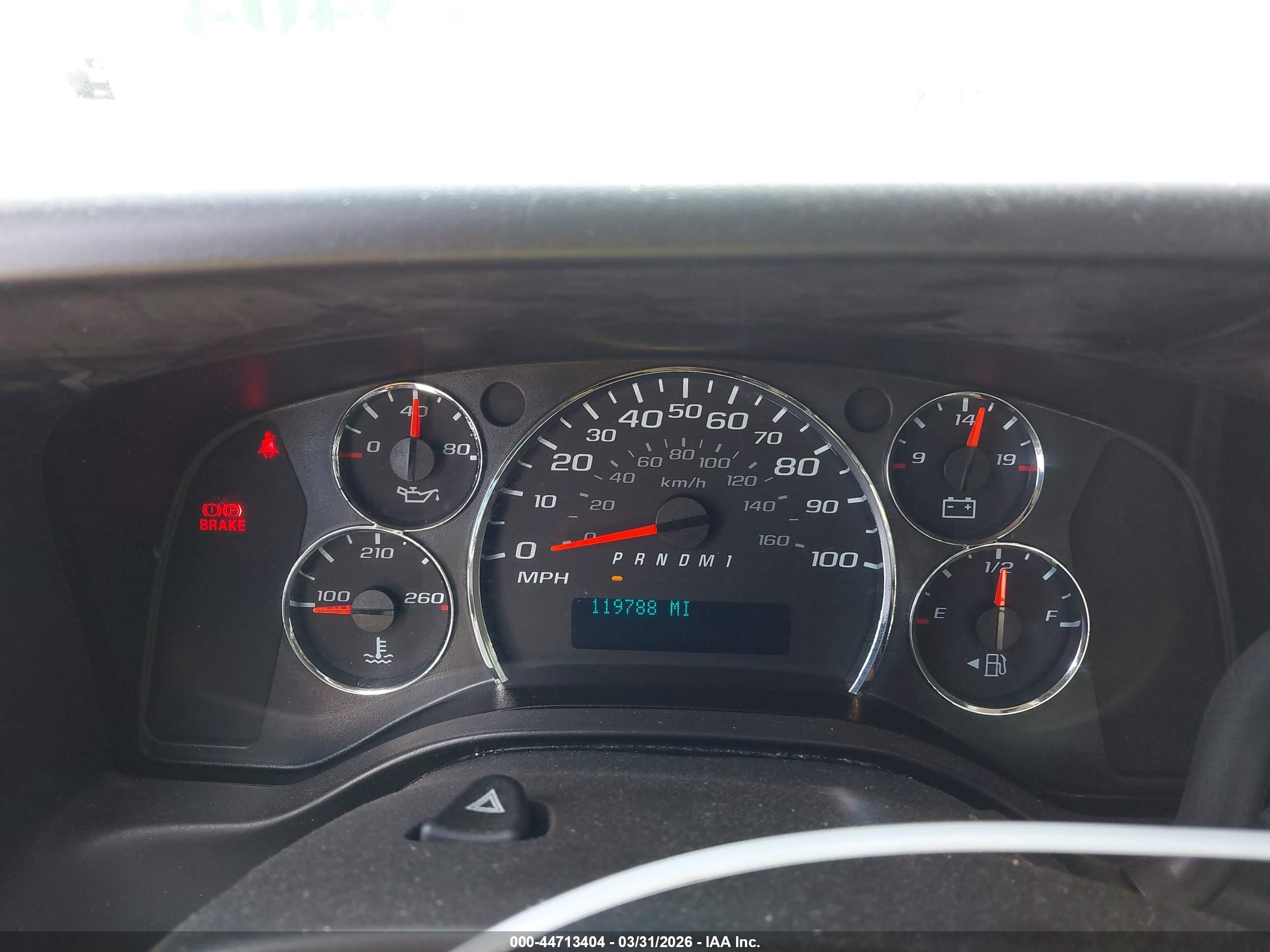 CHEVROLET EXPRESS image 7