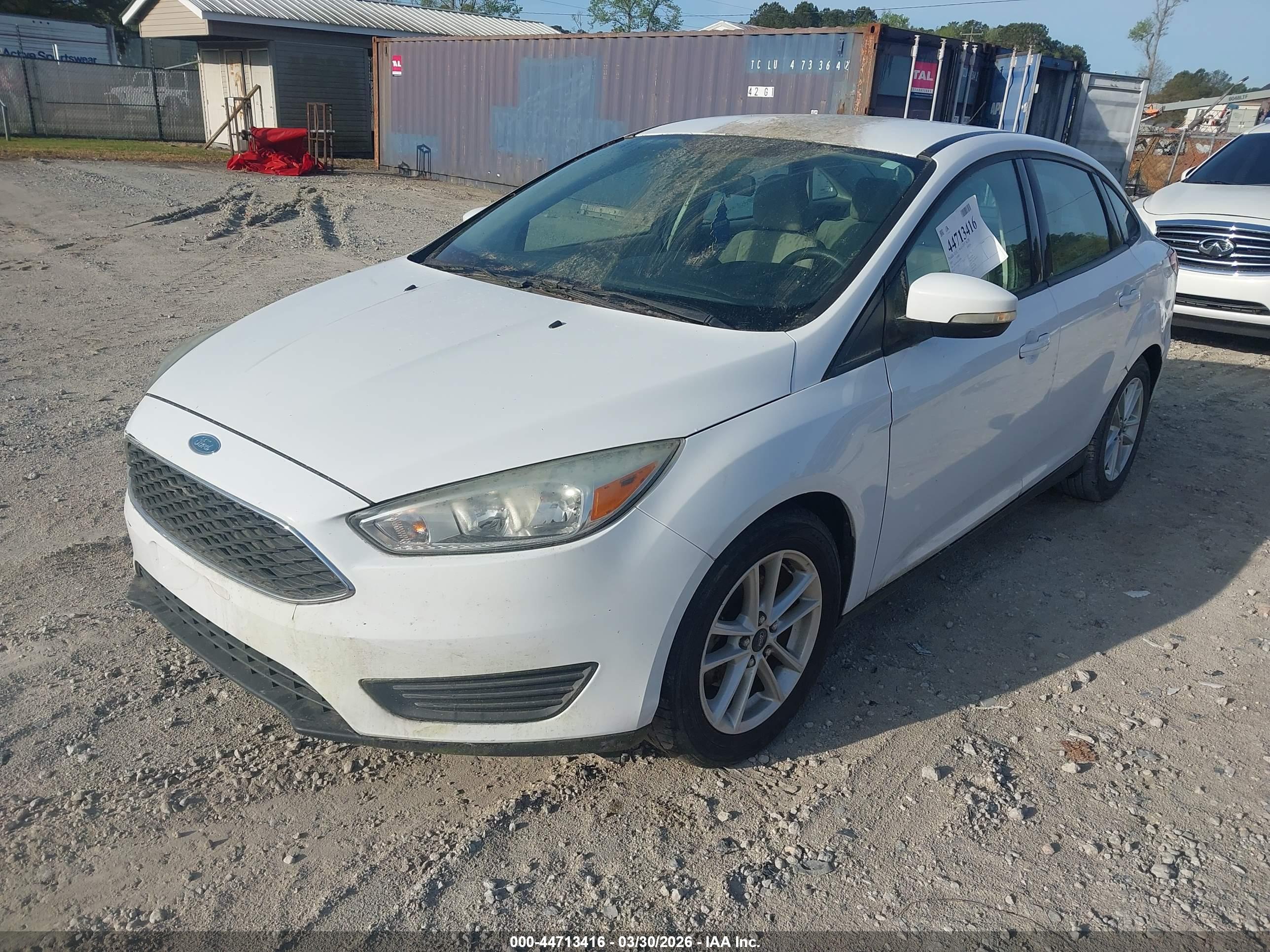 FORD FOCUS image 2
