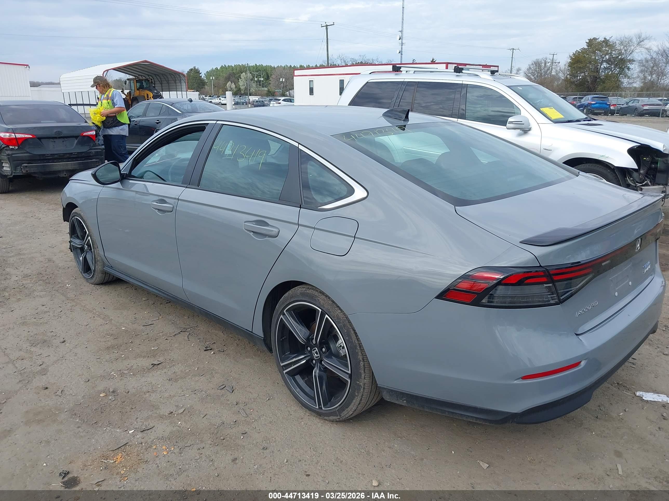 HONDA ACCORD image 3