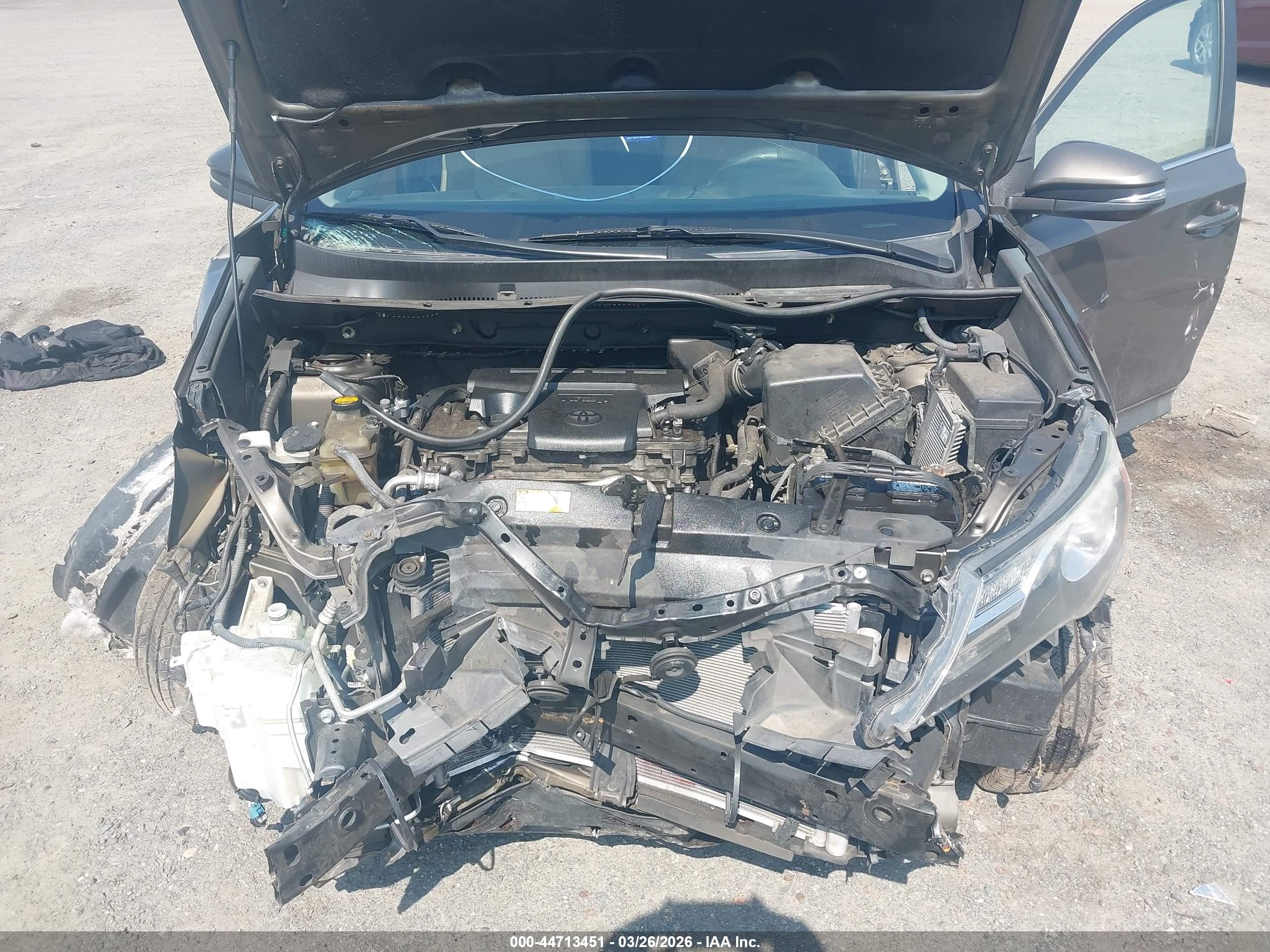 TOYOTA RAV4 image 10