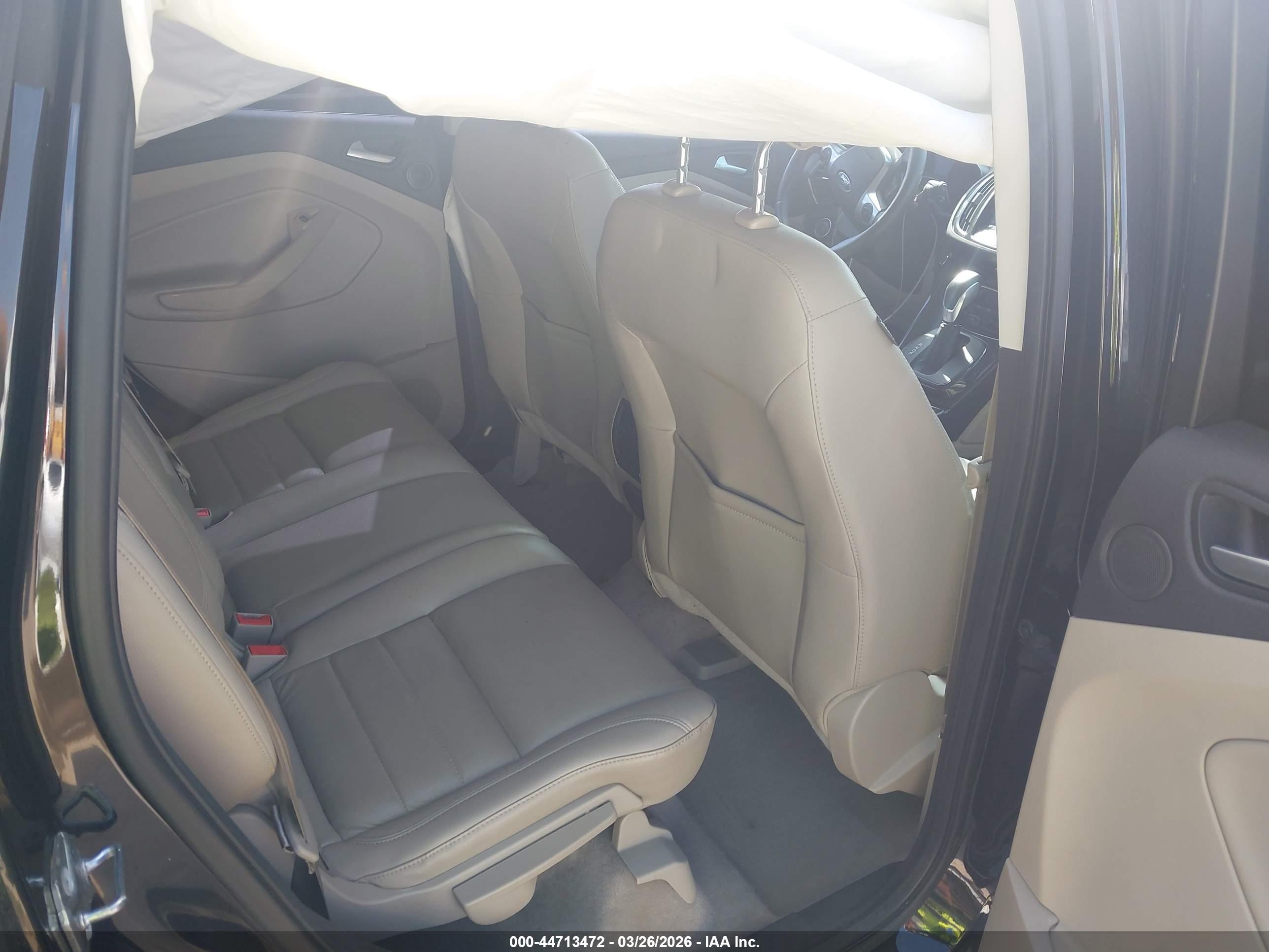 FORD ESCAPE image 8