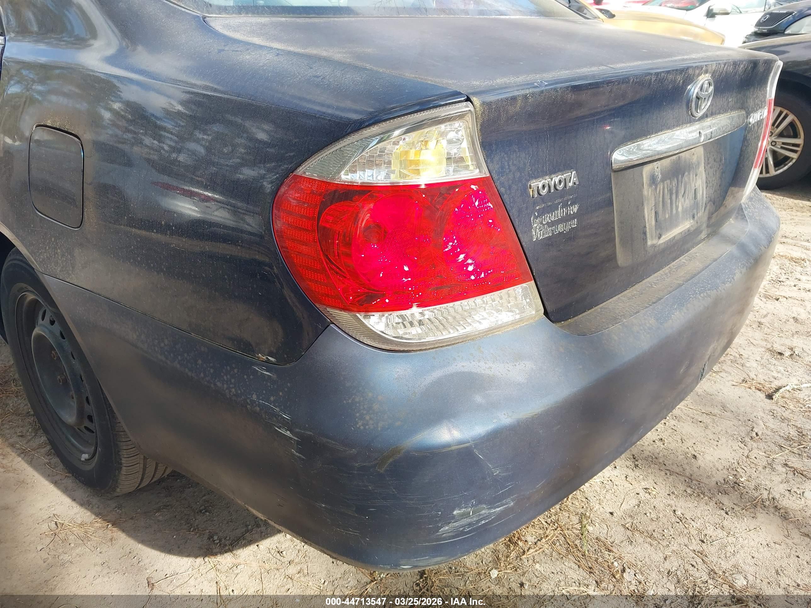 TOYOTA CAMRY image 6
