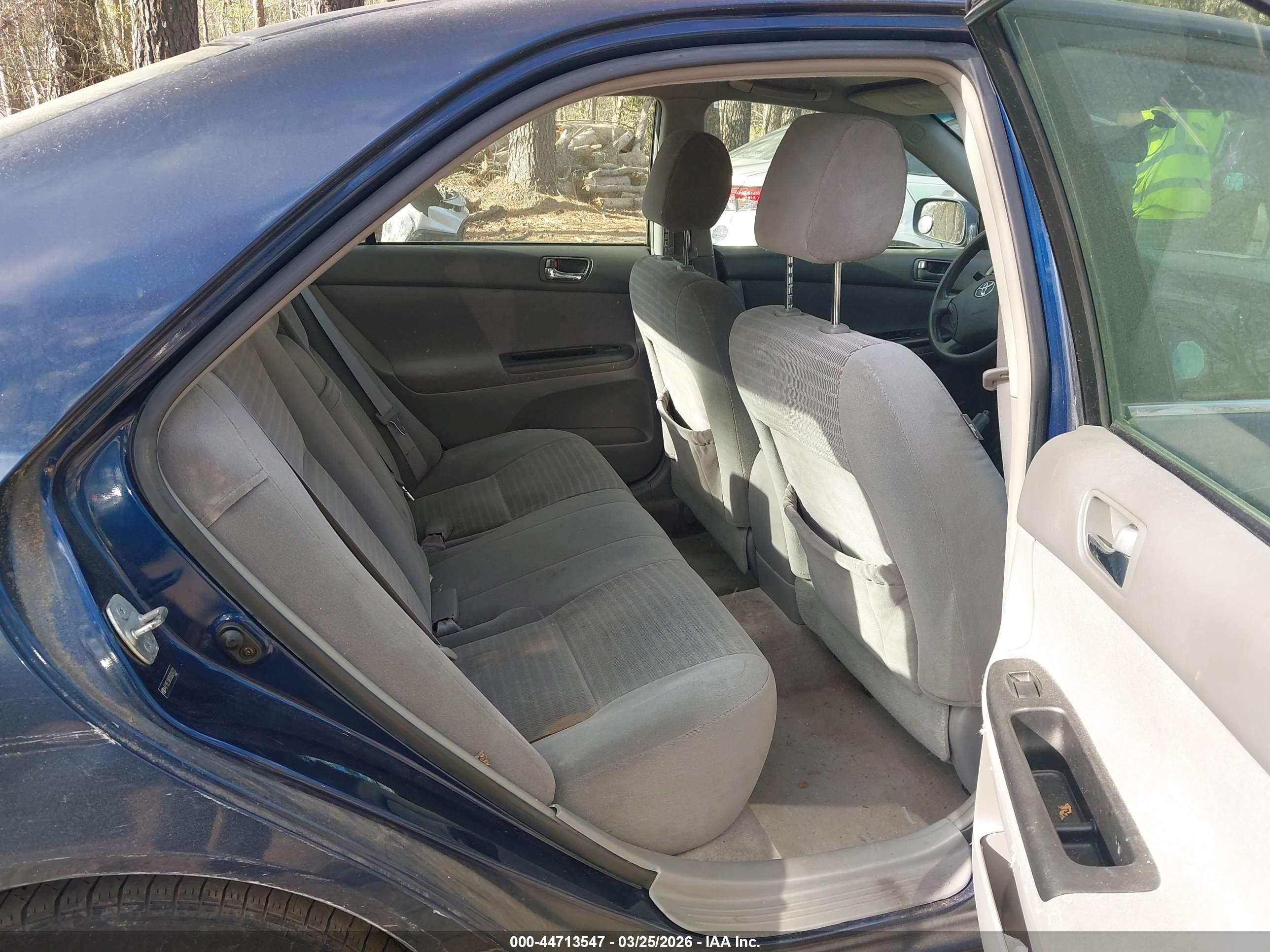 TOYOTA CAMRY image 8