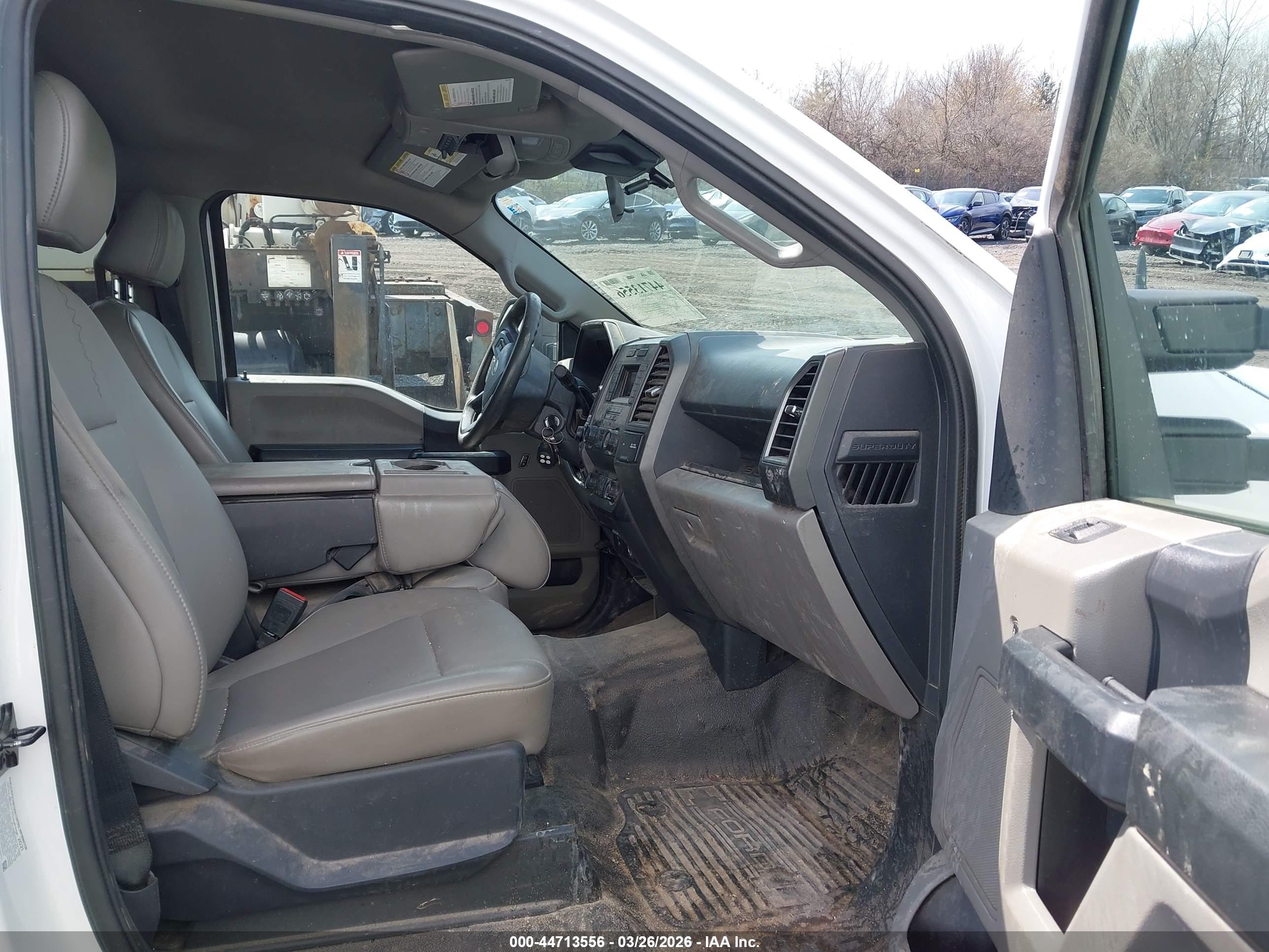 FORD F-350 image 5