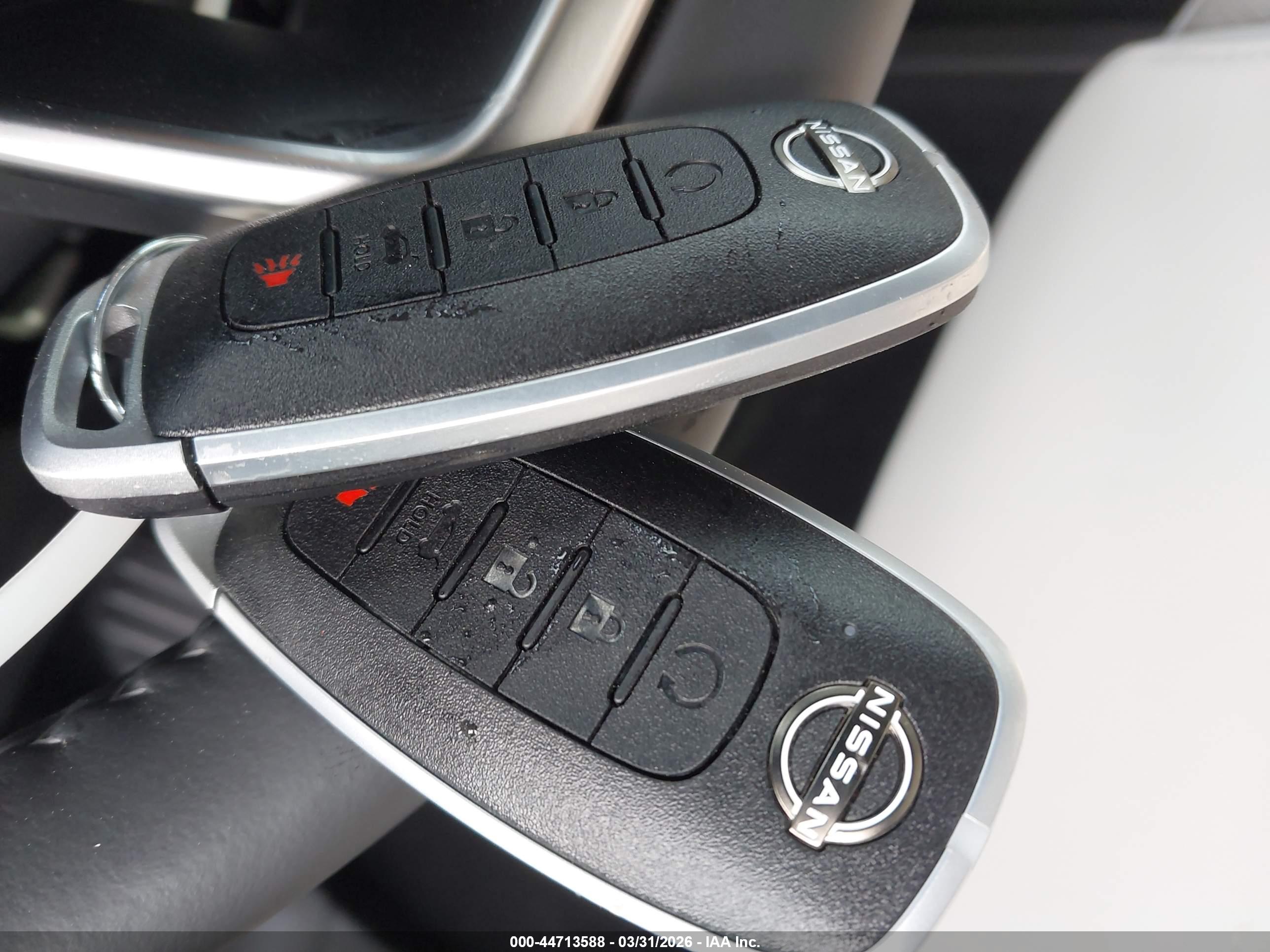 NISSAN PATHFINDER image 11