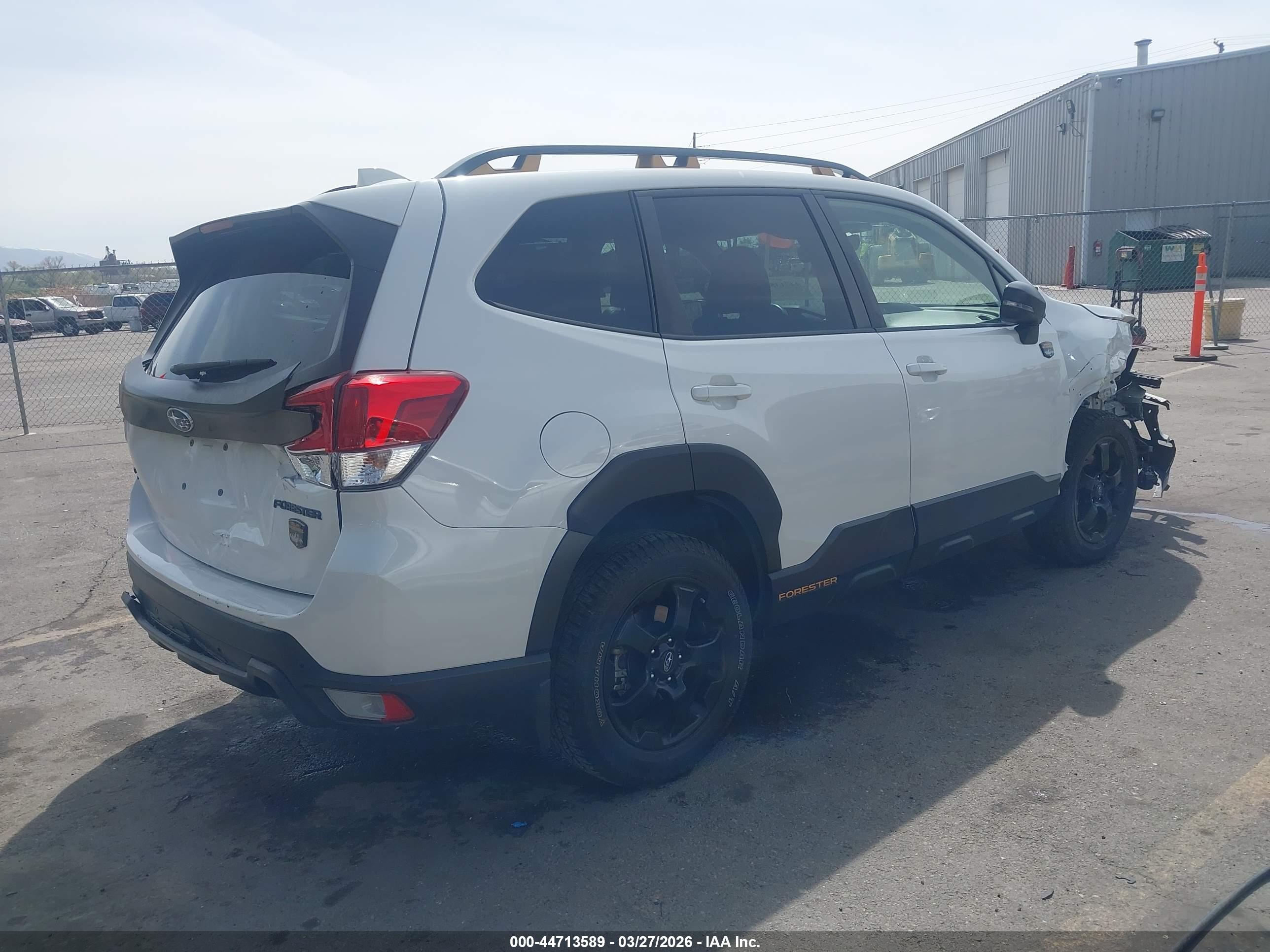 SUBARU FORESTER image 4