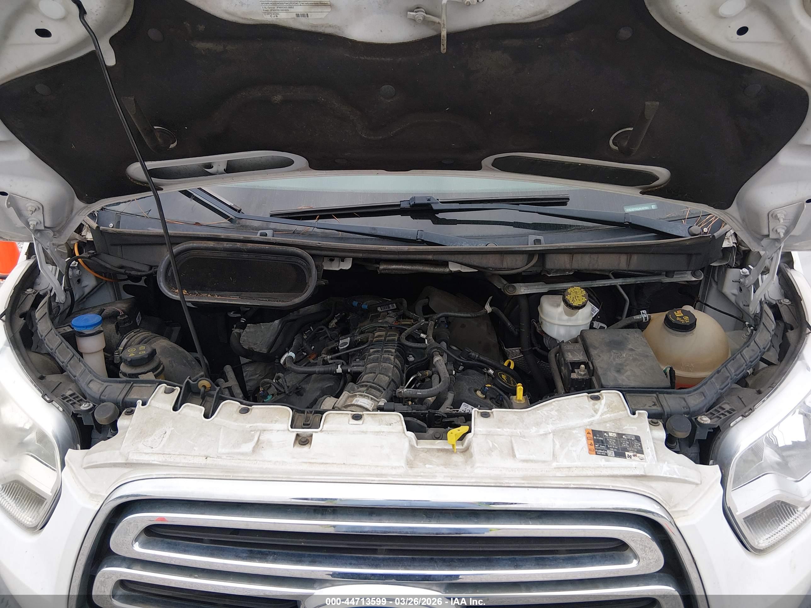 FORD TRANSIT-350 image 10