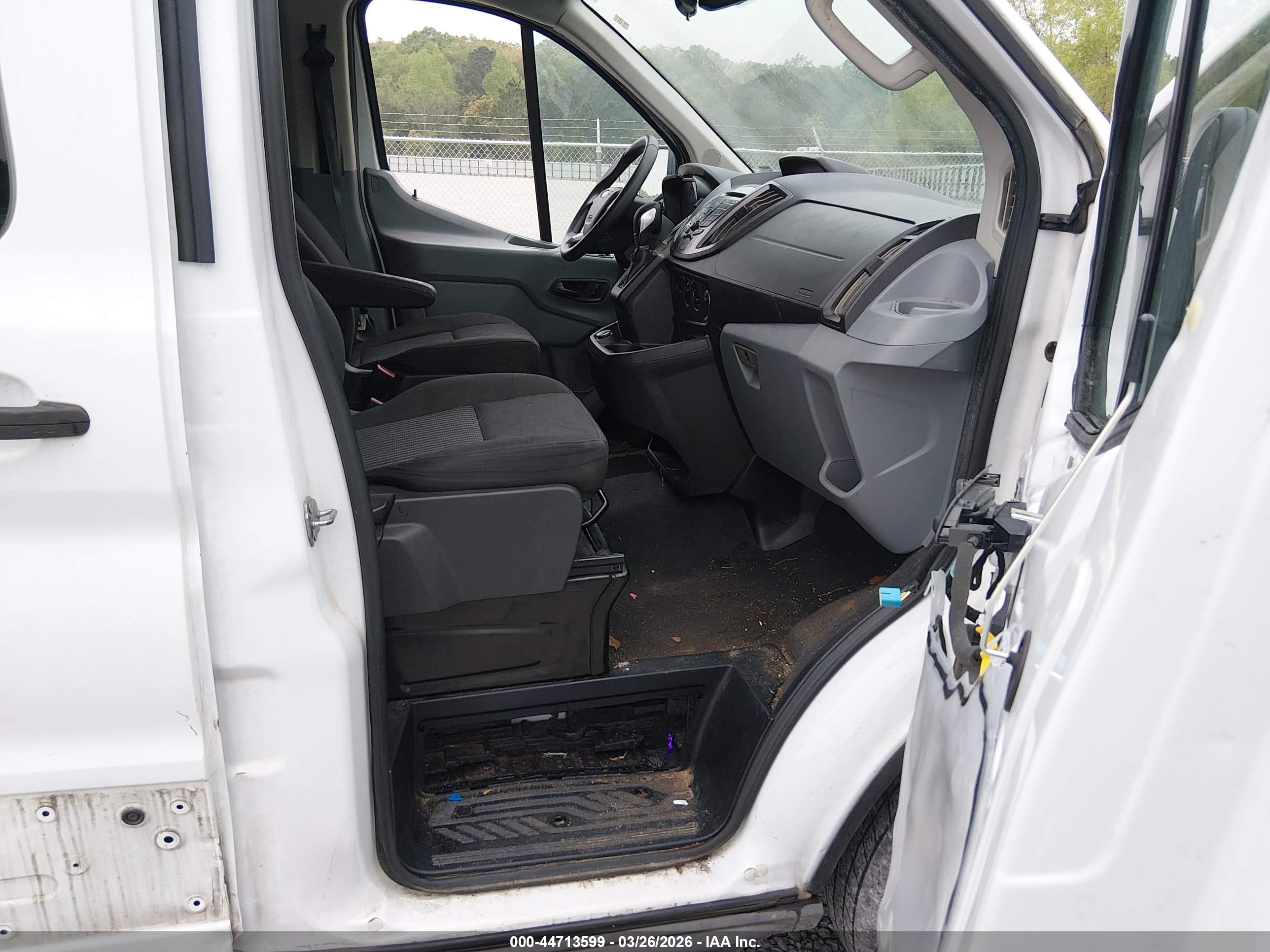 FORD TRANSIT-350 image 5