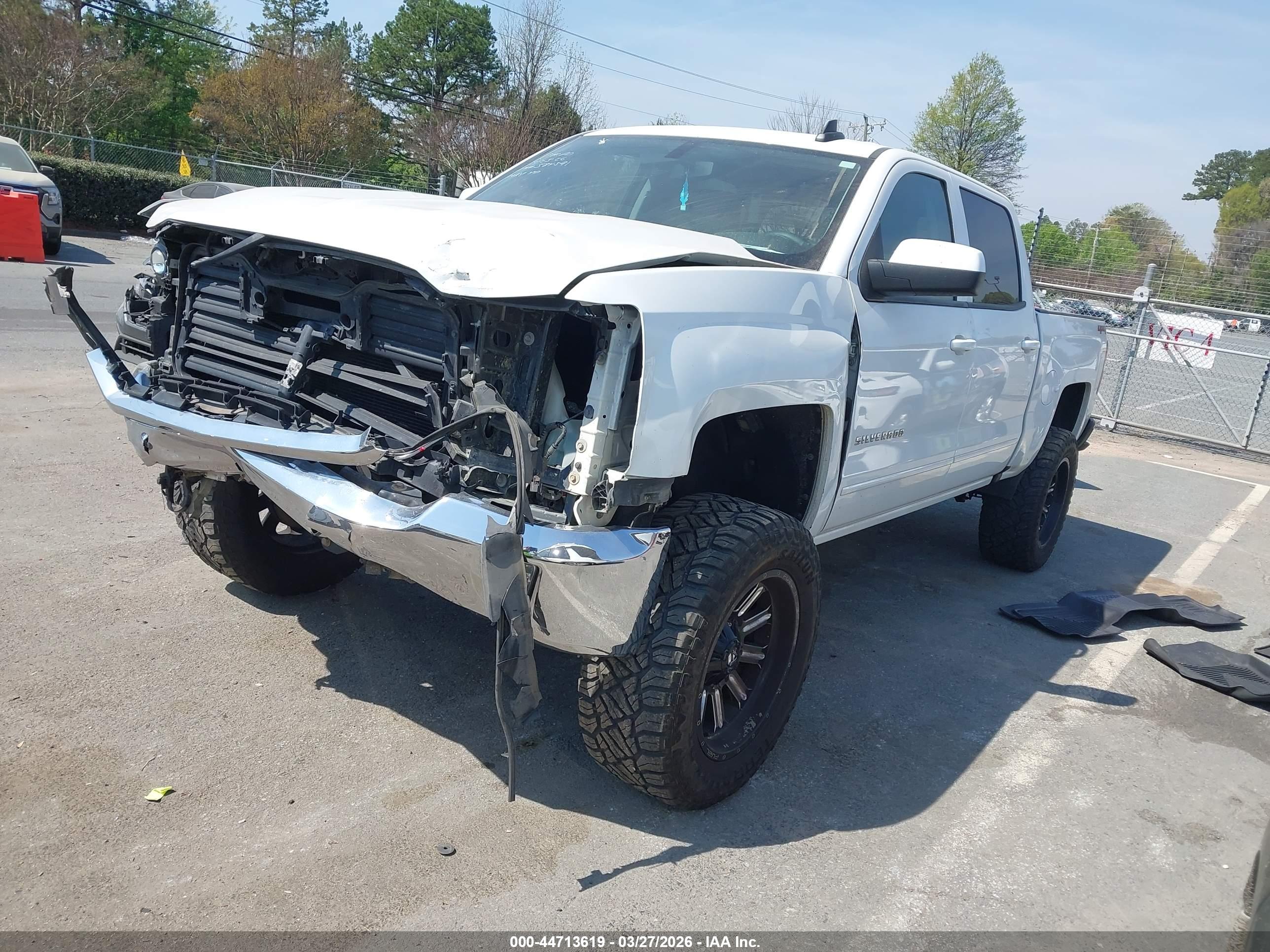 CHEVROLET SILVERADO image 2