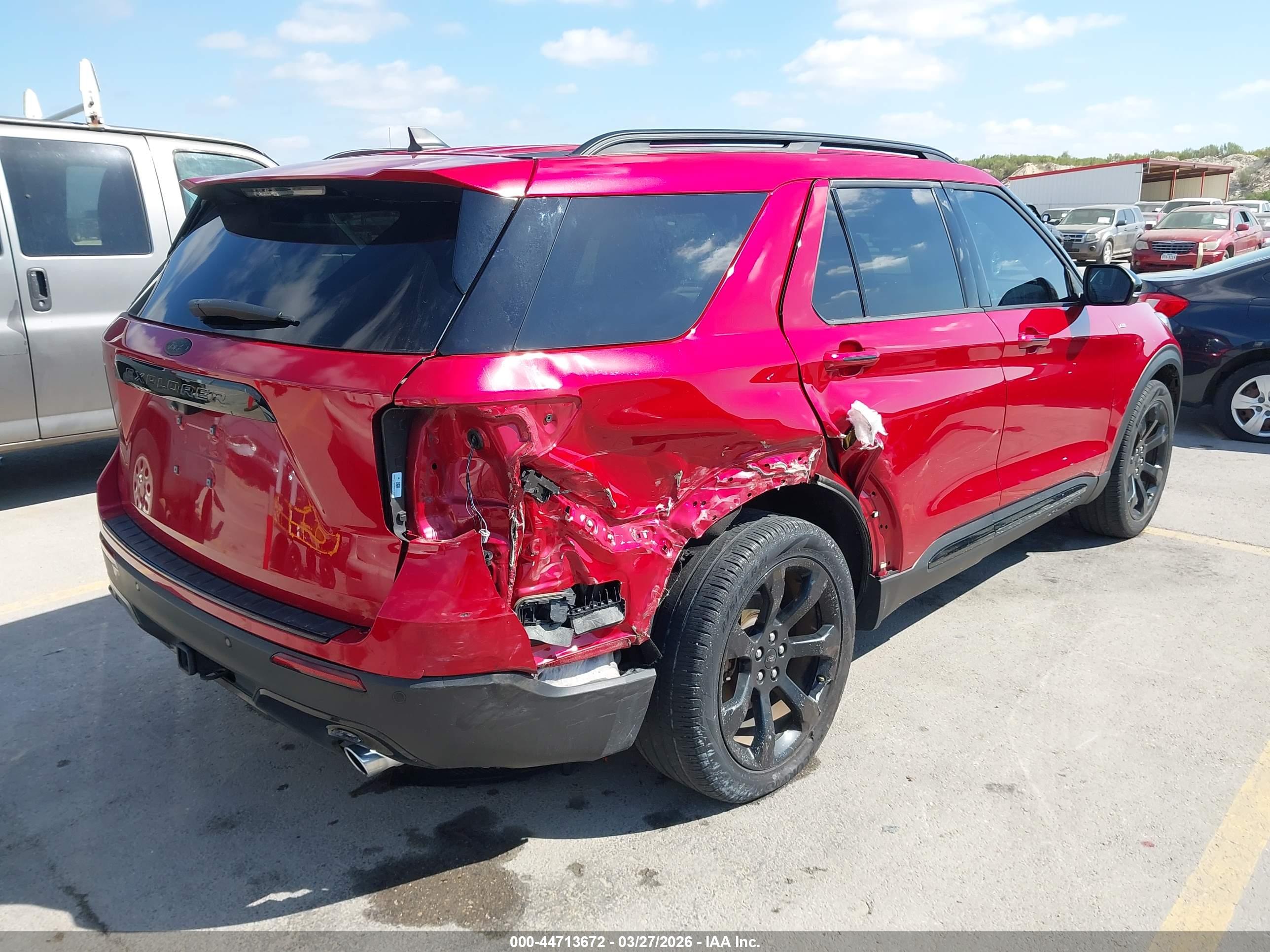 FORD EXPLORER image 4