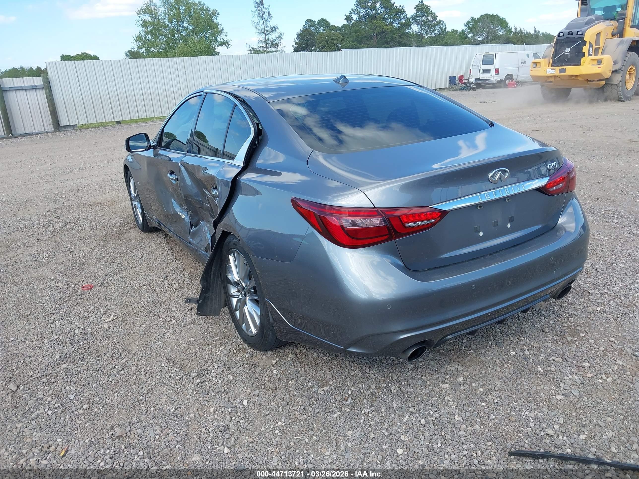 INFINITI Q50 image 3
