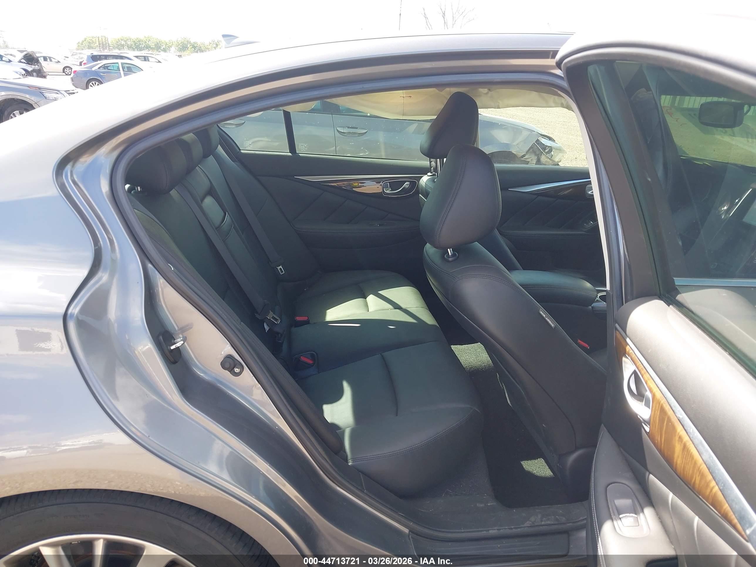 INFINITI Q50 image 8
