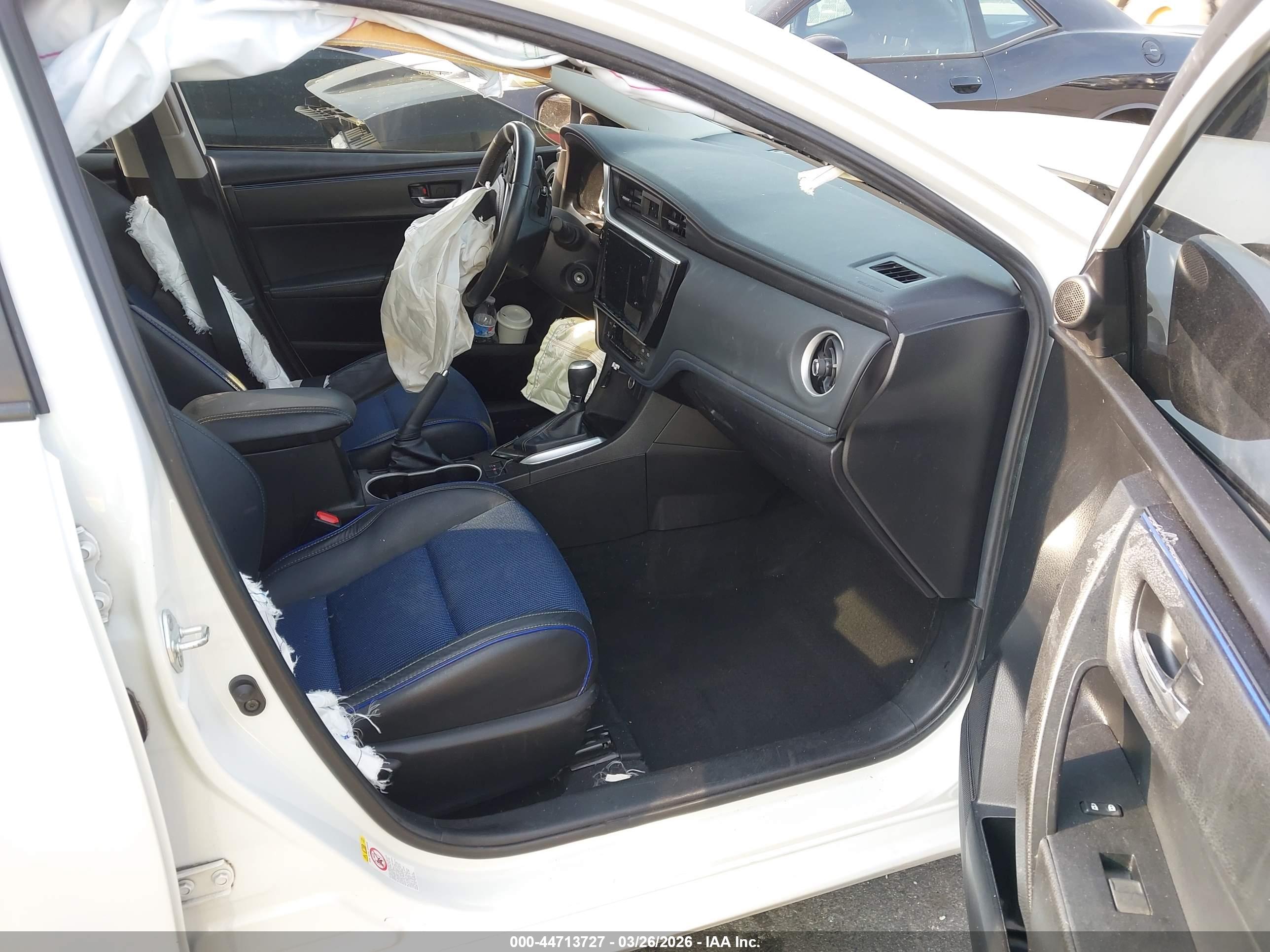 TOYOTA COROLLA image 5