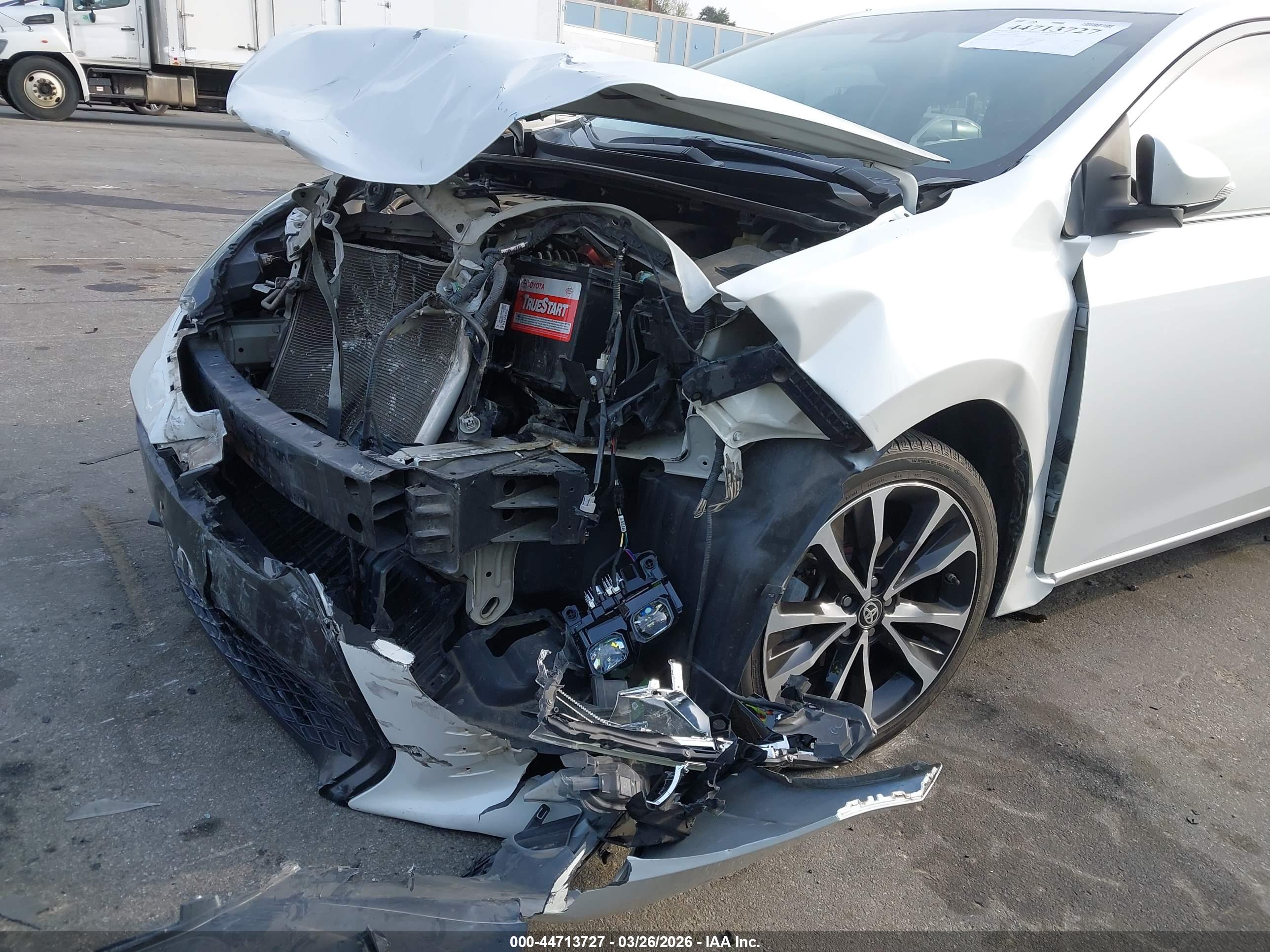 TOYOTA COROLLA image 6