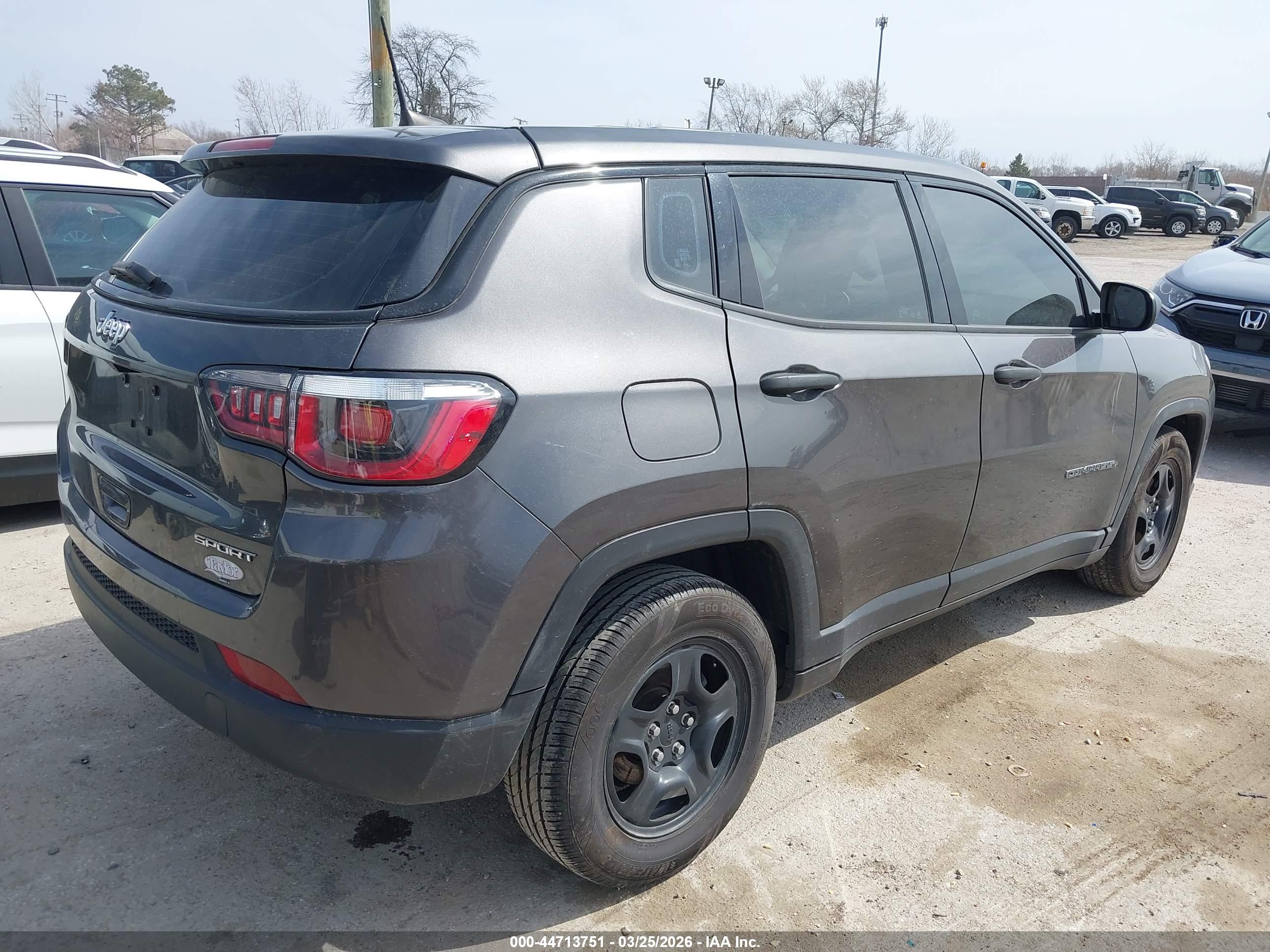 JEEP COMPASS image 4