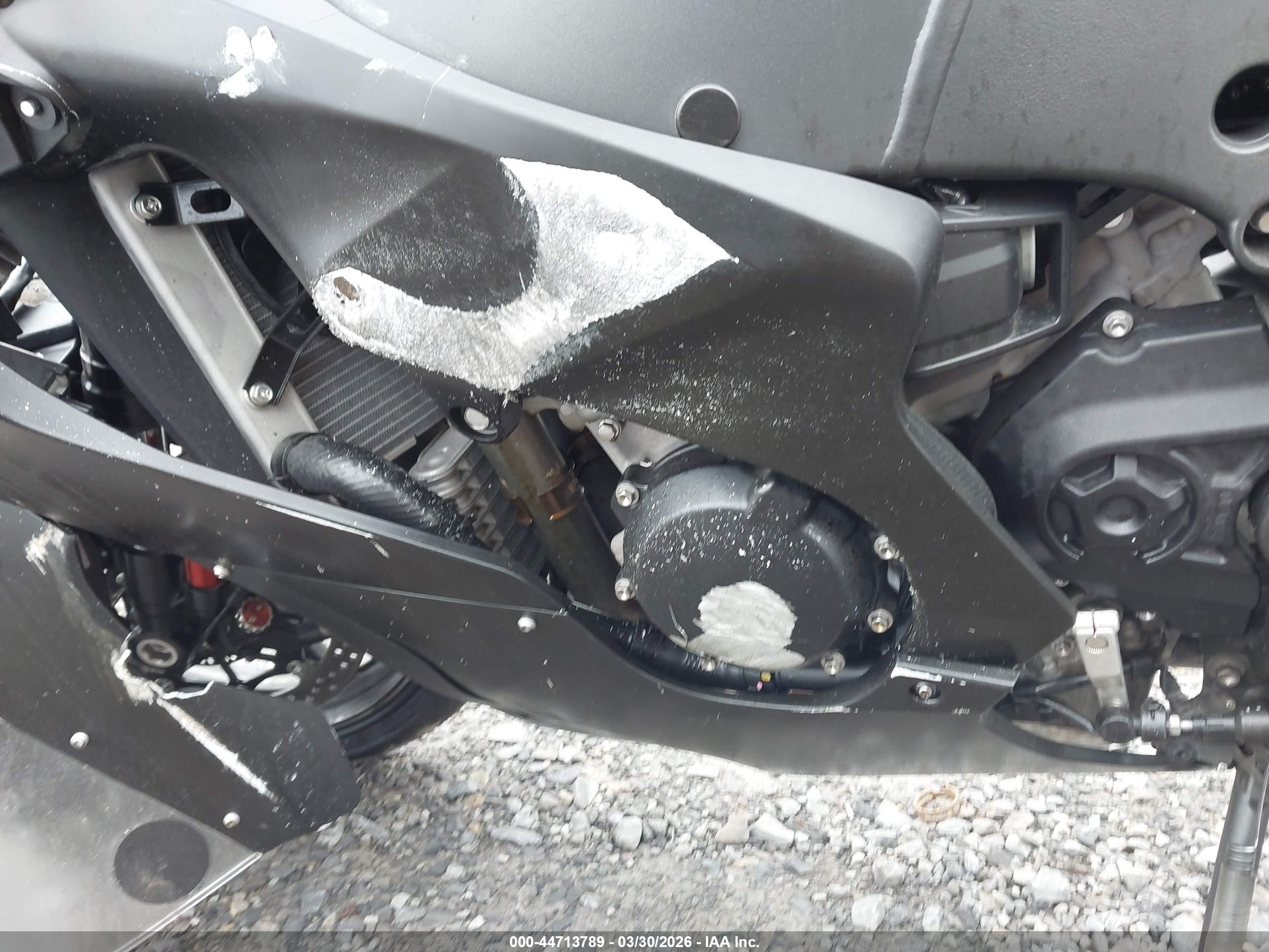 KAWASAKI ZX1002 image 9