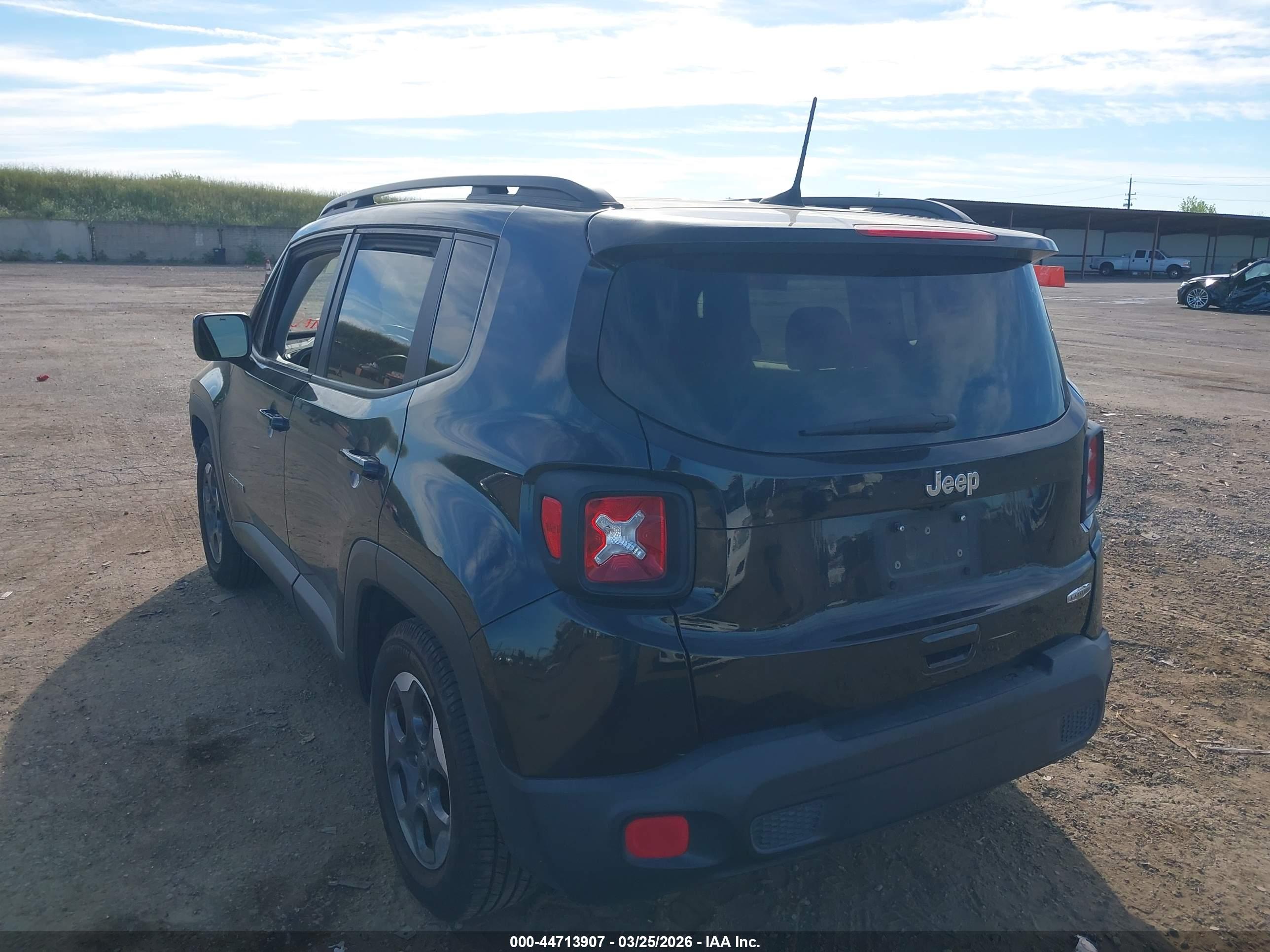JEEP RENEGADE image 3