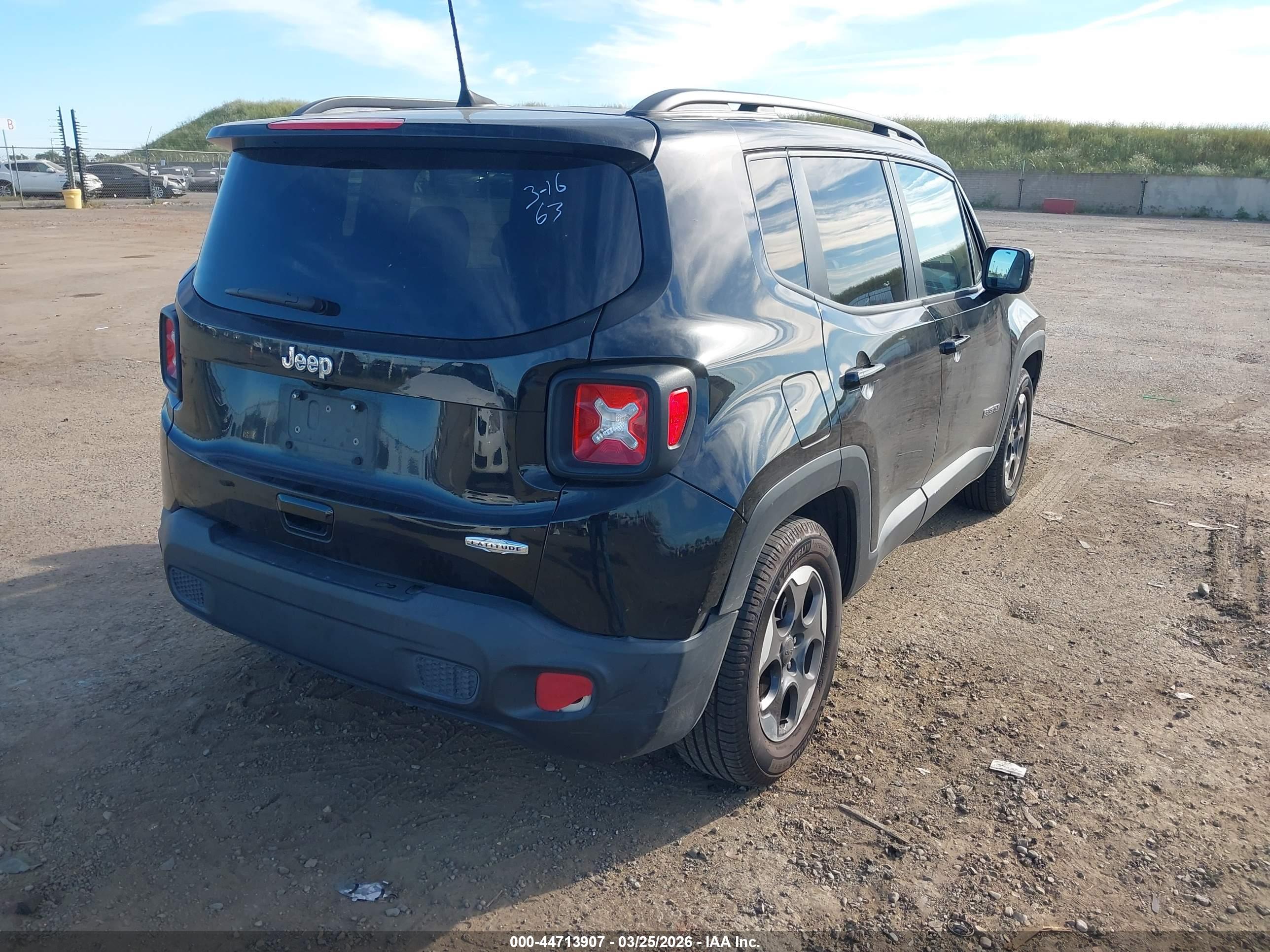 JEEP RENEGADE image 4