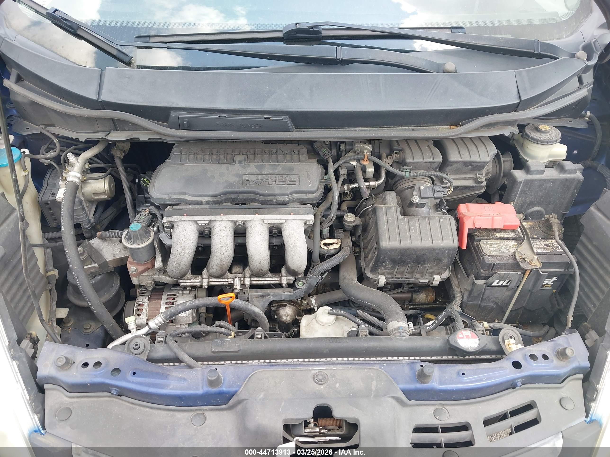 HONDA FIT image 10