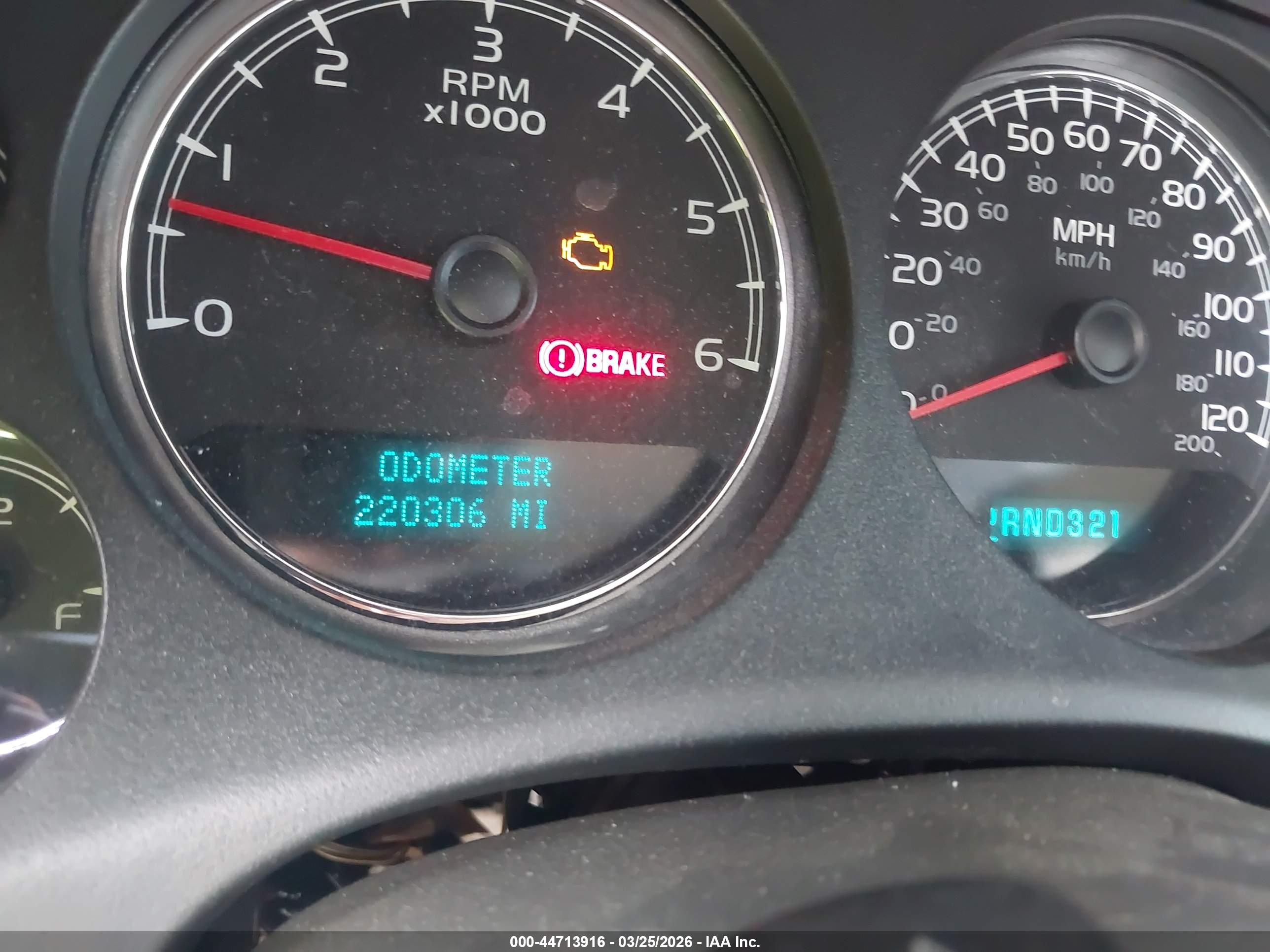 GMC YUKON image 7