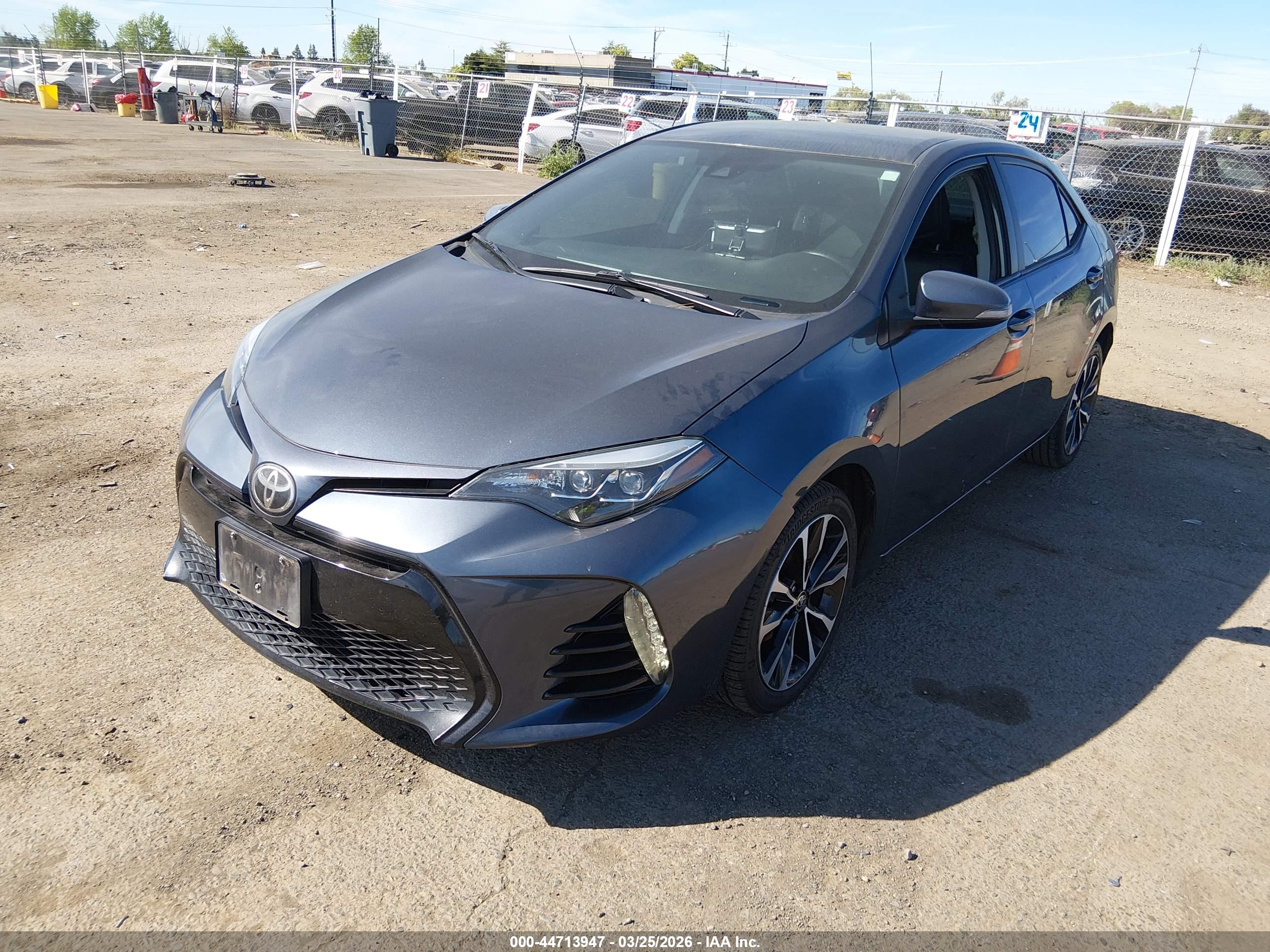 TOYOTA COROLLA image 2