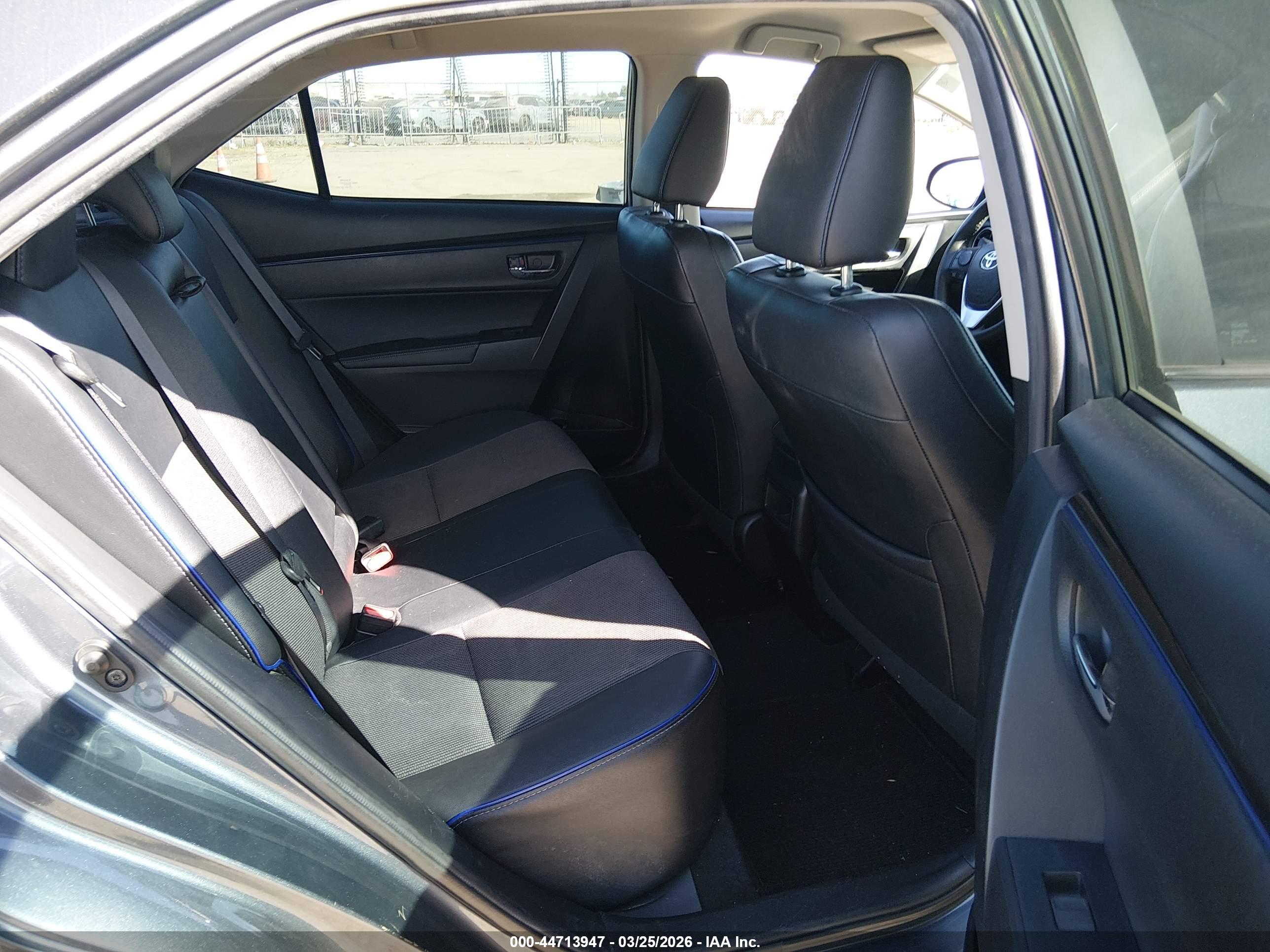 TOYOTA COROLLA image 8